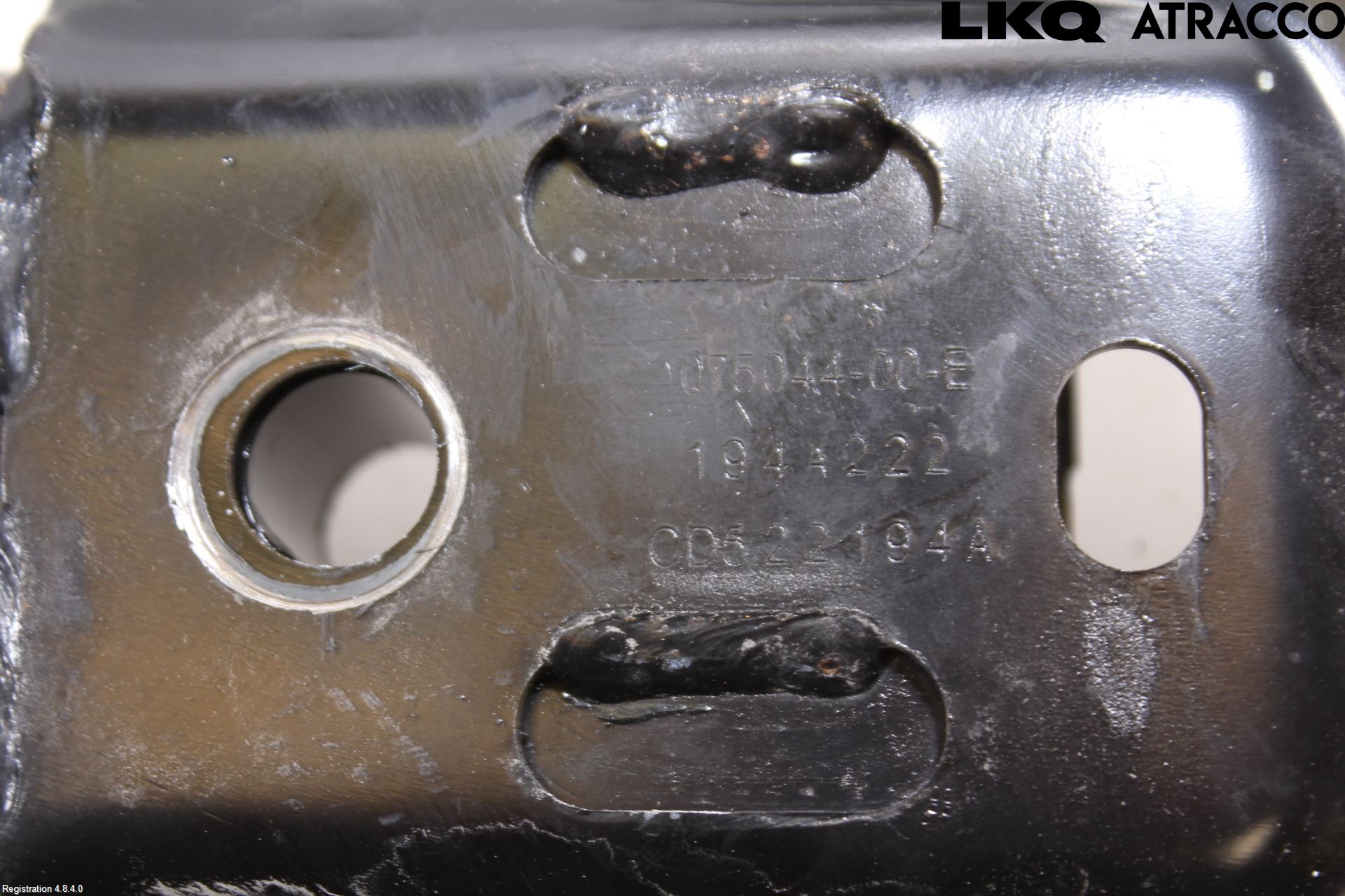 Tesla MODEL Y 21- Fjäderbensstag