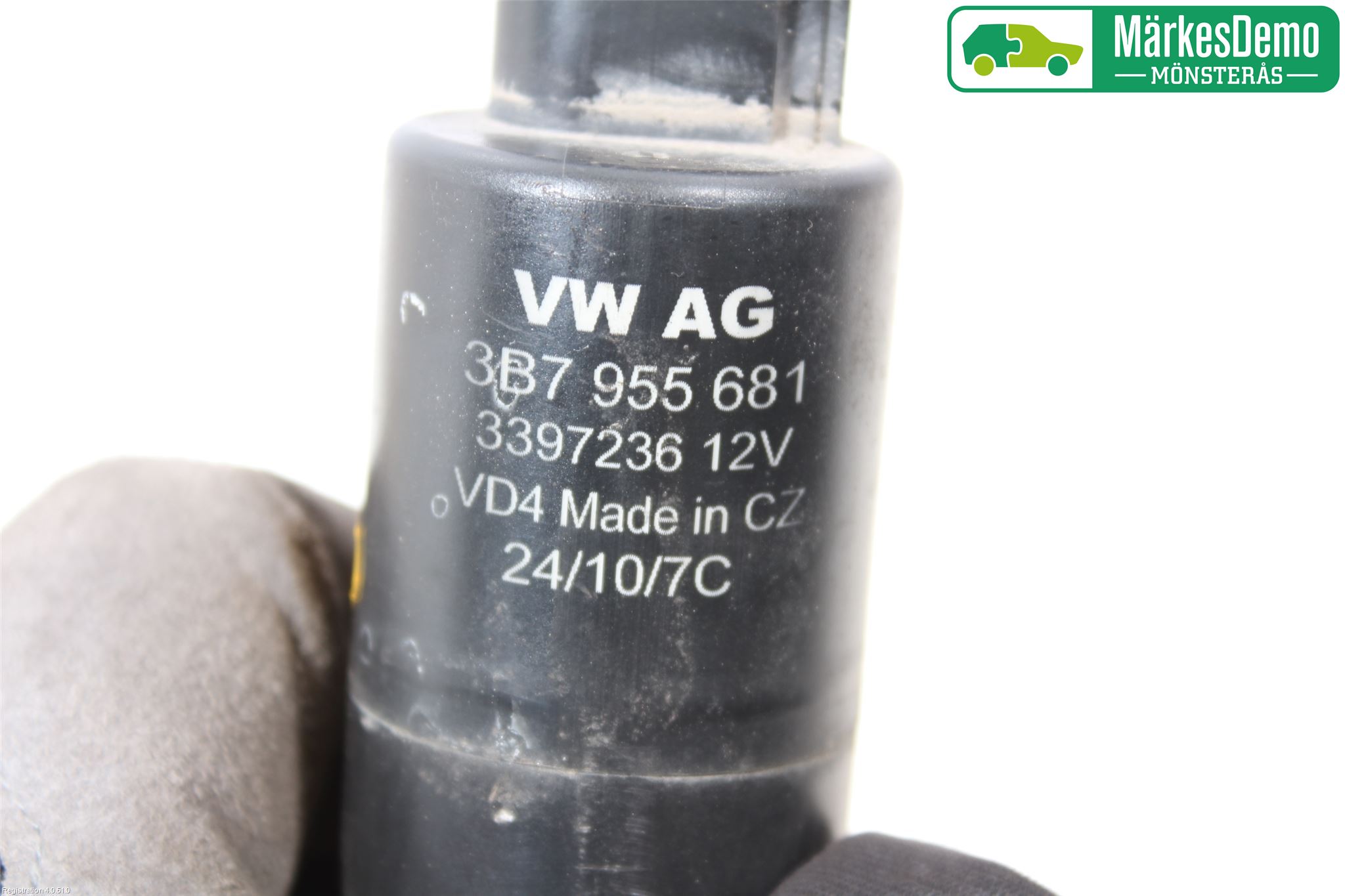 Volkswagen VW GOLF VI 09-13 Spolarpump Högtryck