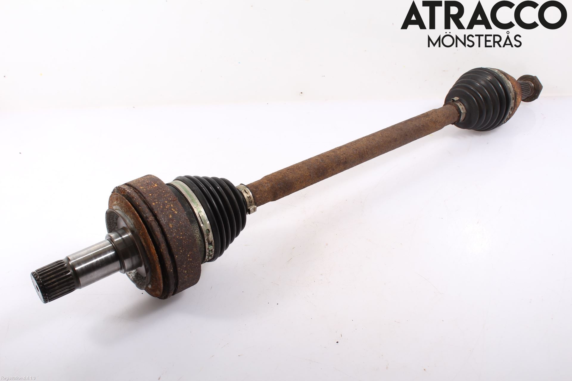 Mercedes-Benz MB VITO/VIANO (W639) 04-14 Drivaxel Bak Vänster