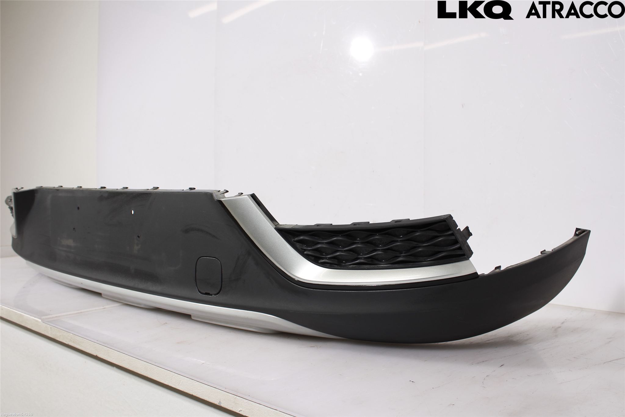 MG ZS EV 20- Spoiler Bak
