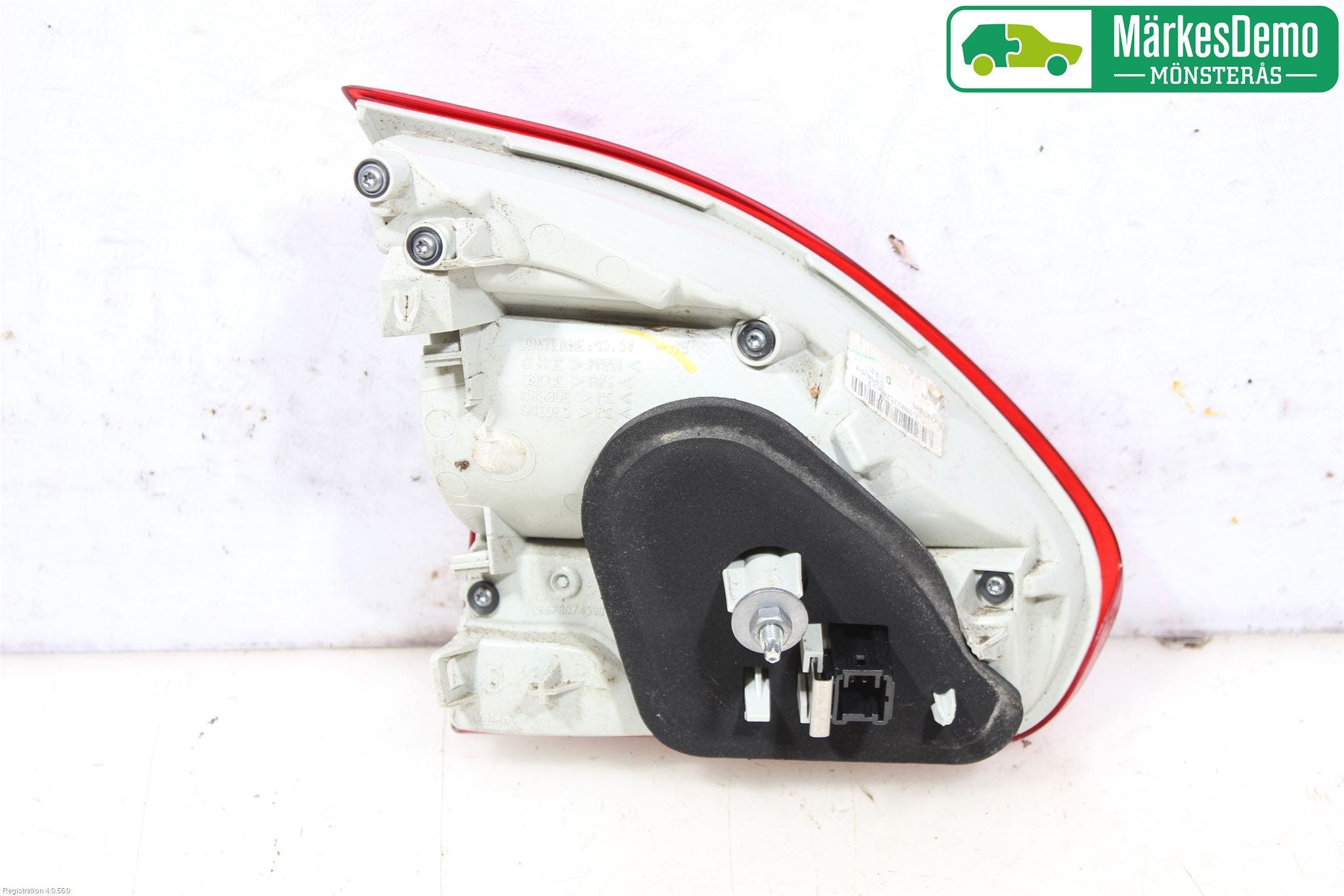 Peugeot 2008 13-20 Bakljus Lucka Hö