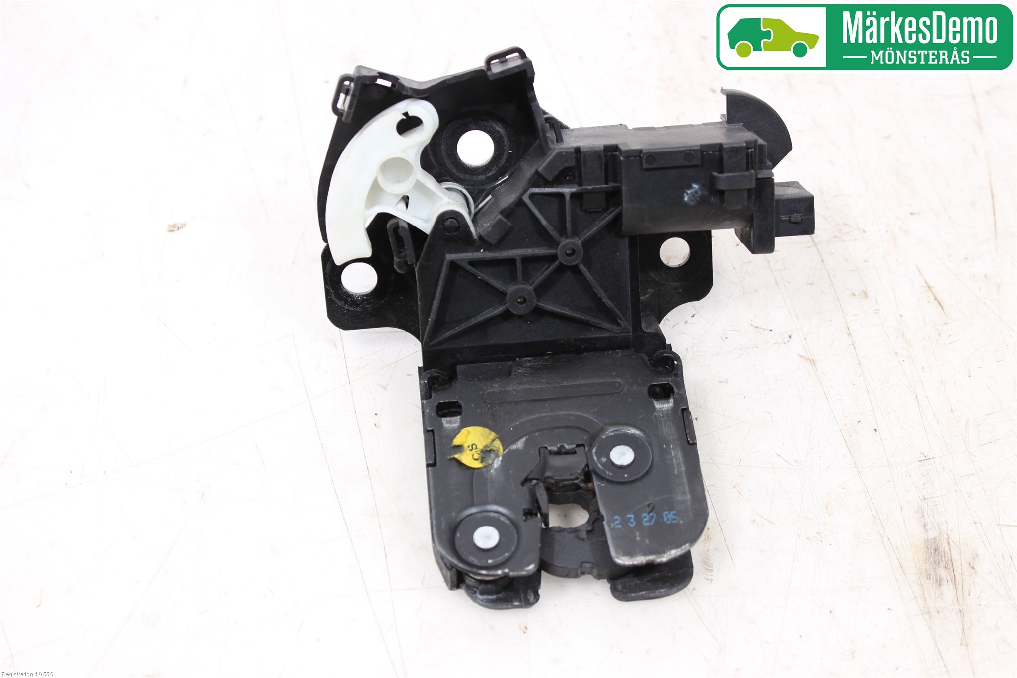 Audi A4/S4 05-07 Låskista Baklucka