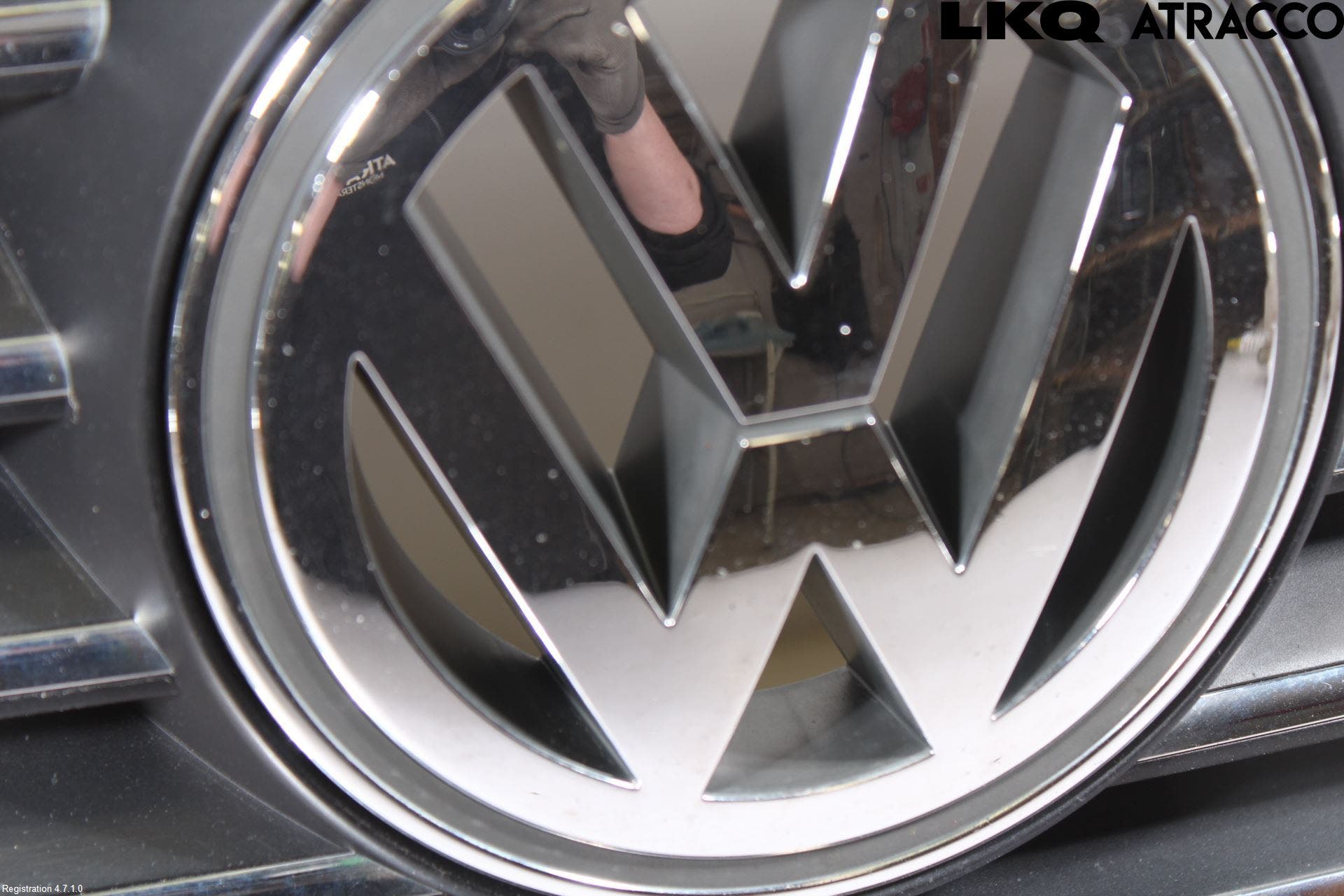 Volkswagen VW PASSAT 05-11 Grill Komp