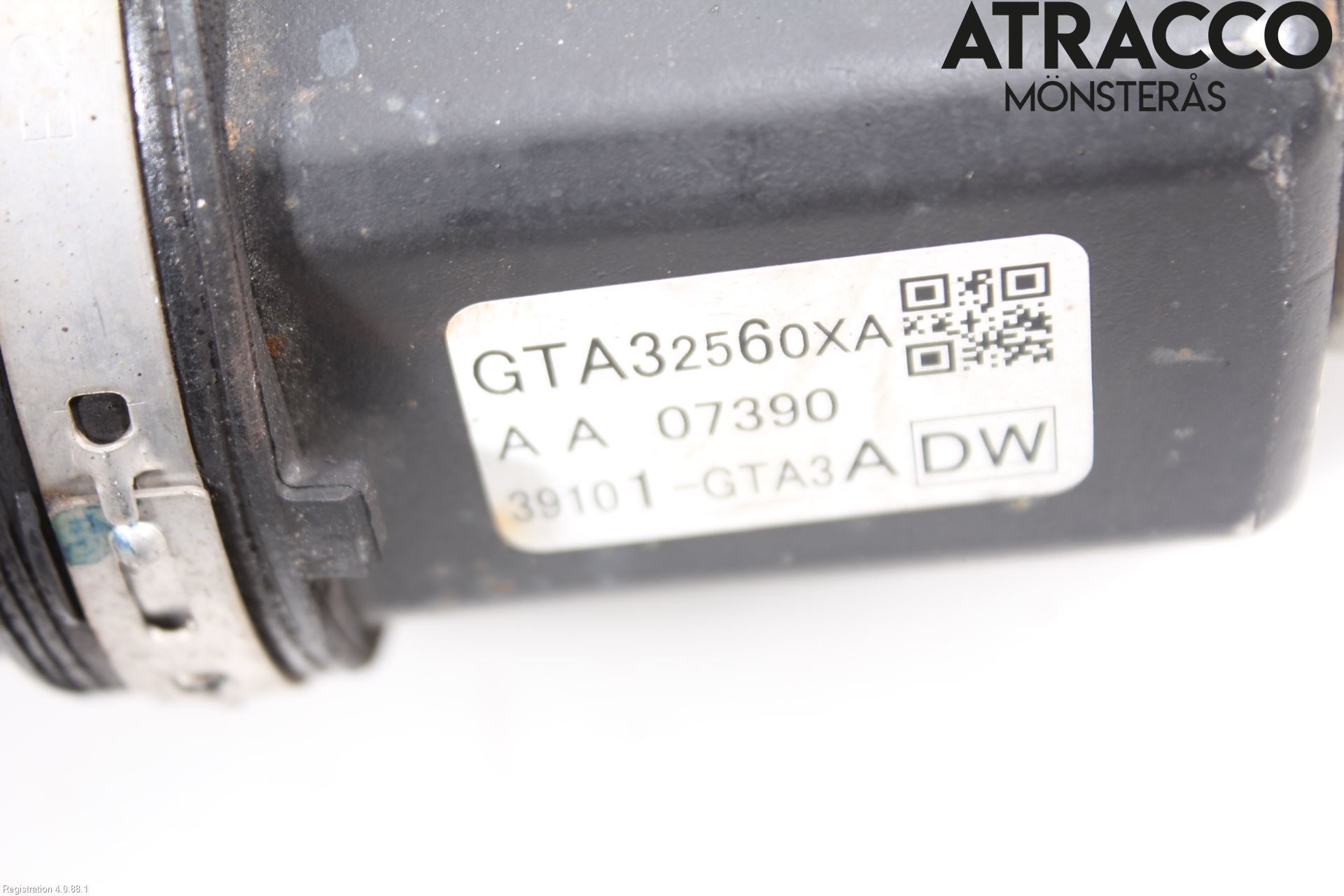 Mazda 3 III 14-19 Drivaxel Fram Vänster