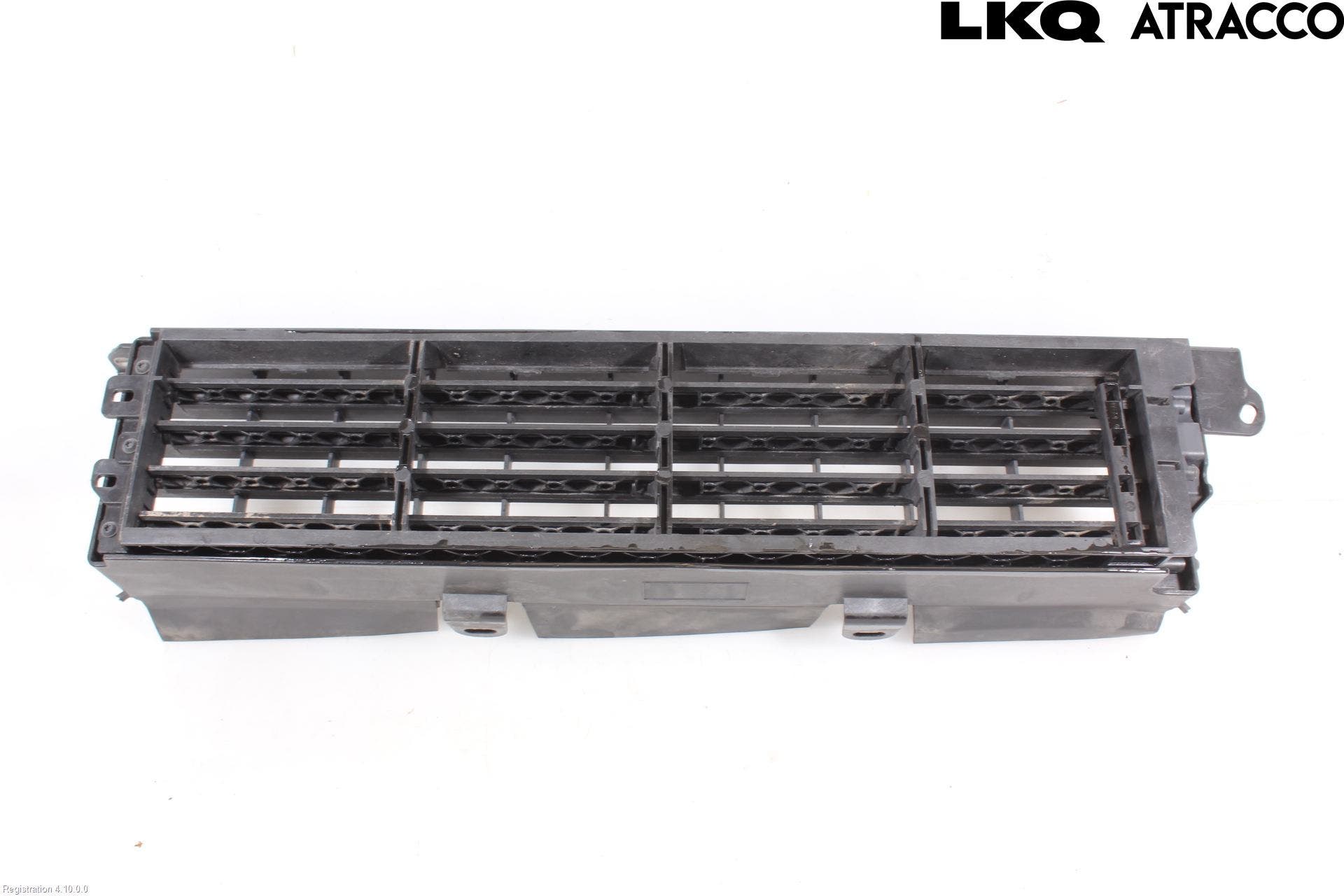 Nissan QASHQAI 17-21 Grilldel Mitt