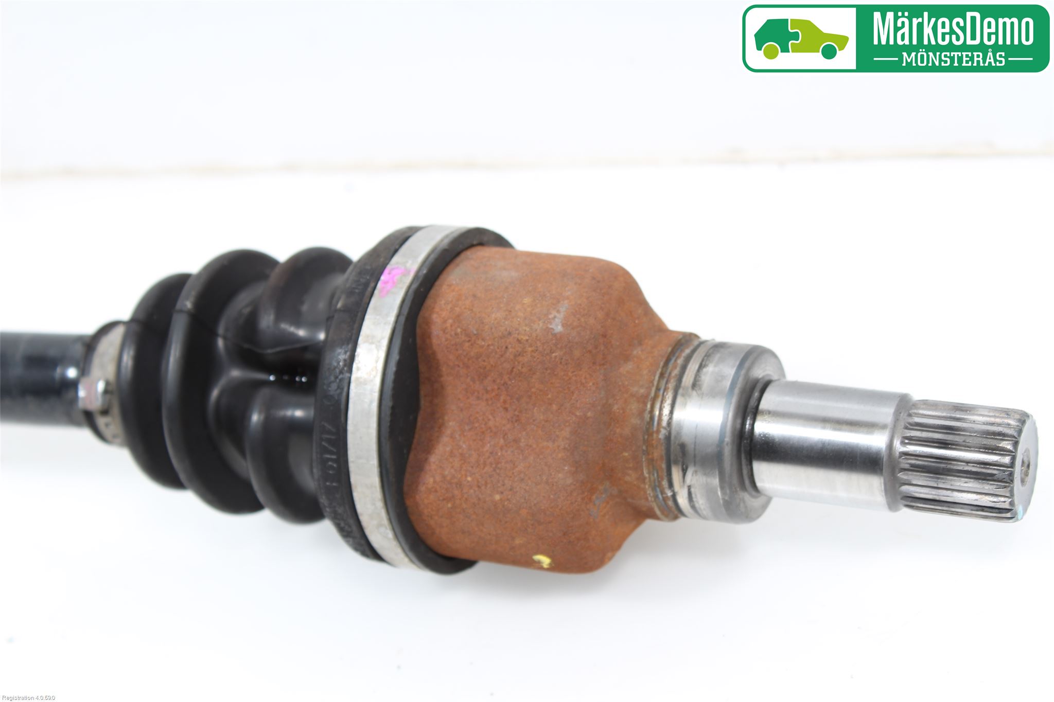 Peugeot 208 12-15 Drivaxel Fram Vänster