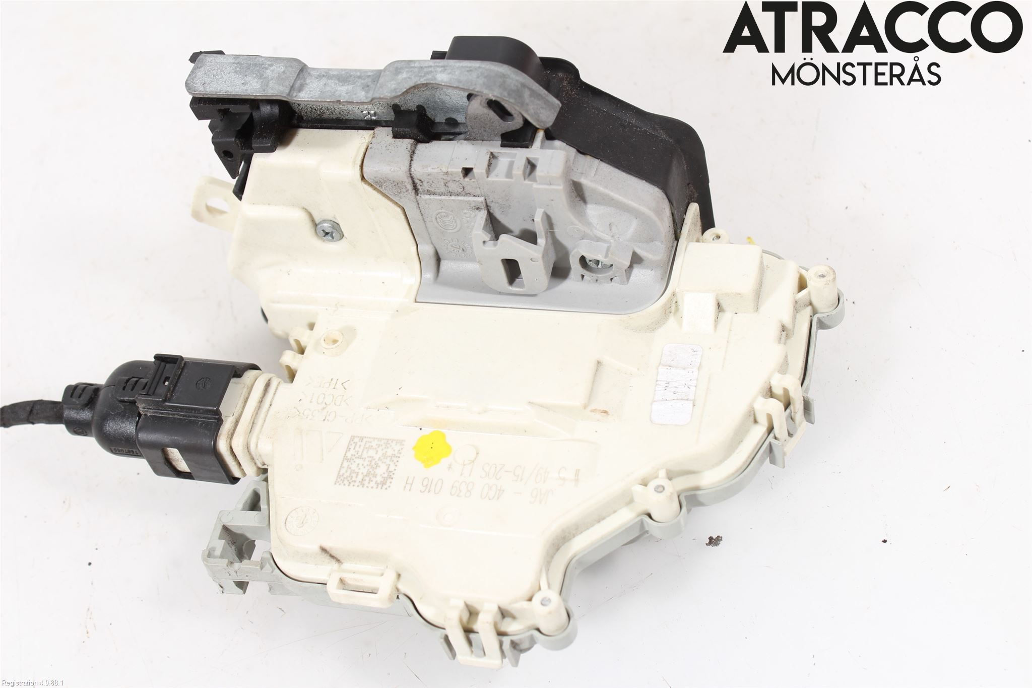 Audi A4/S4 B9 16-19 Låskista-Dörrlås