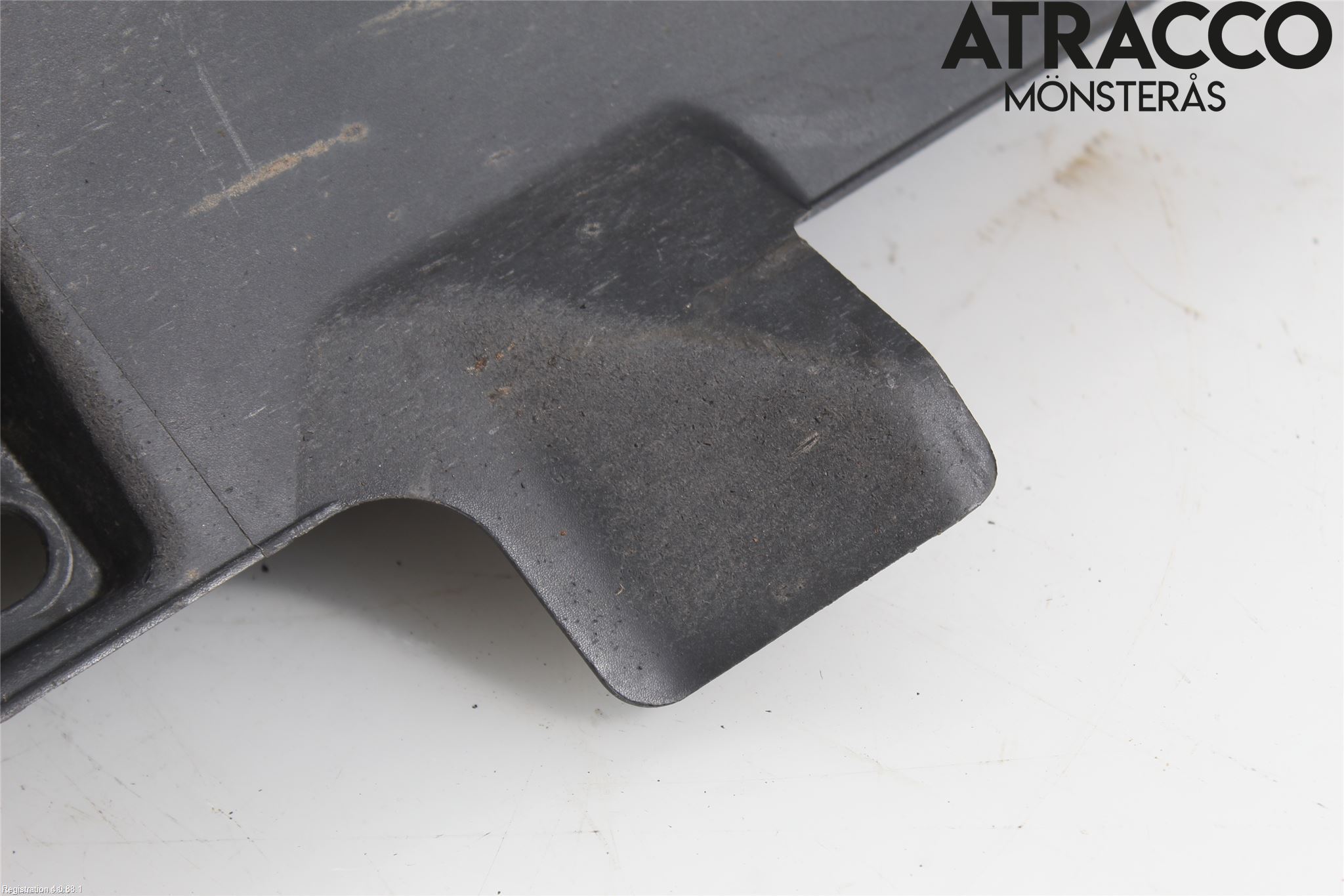 Suzuki VITARA 15- Sidokjol Vä