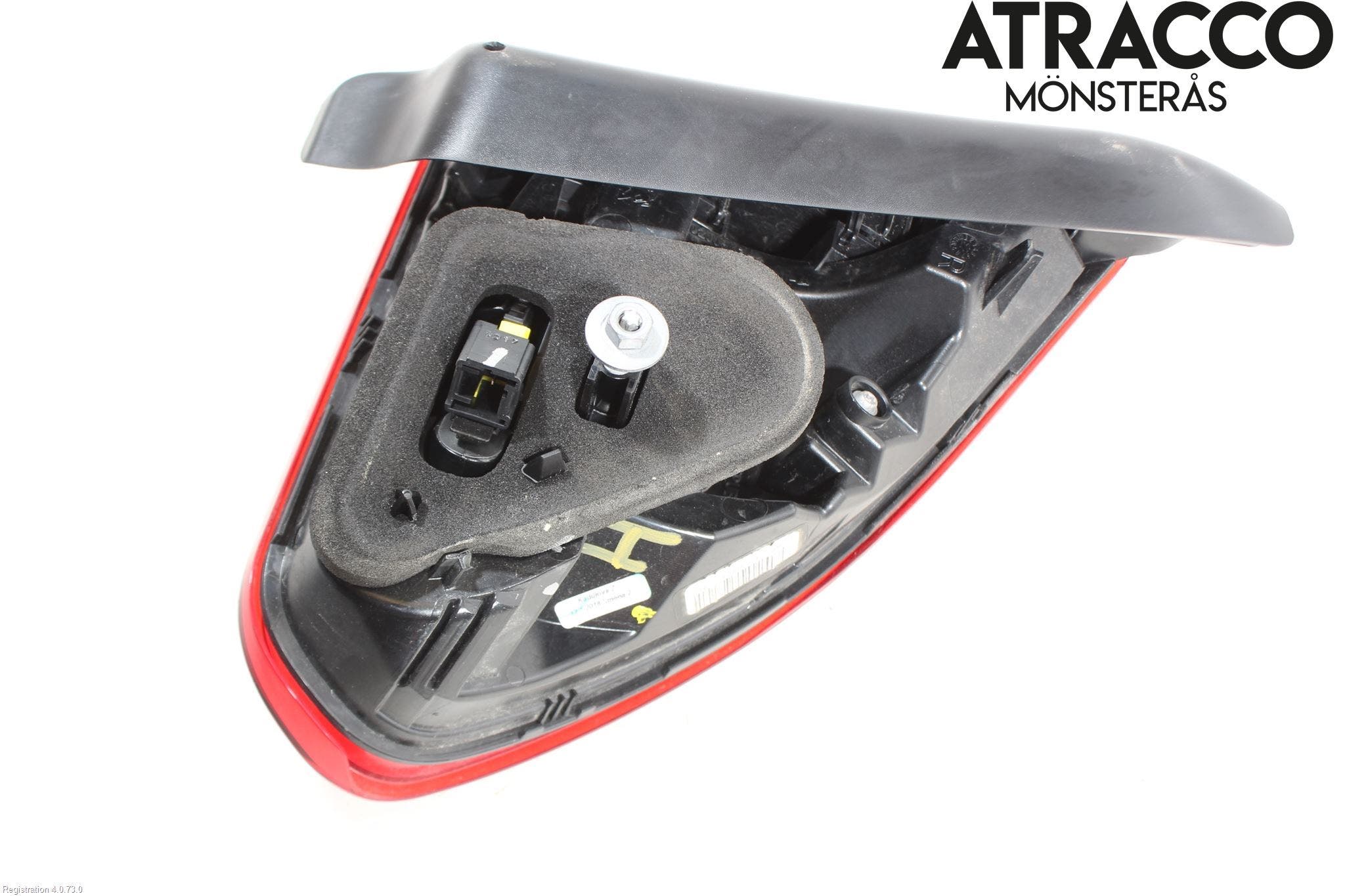 Peugeot 2008 13-20 Bakljus Lucka Hö