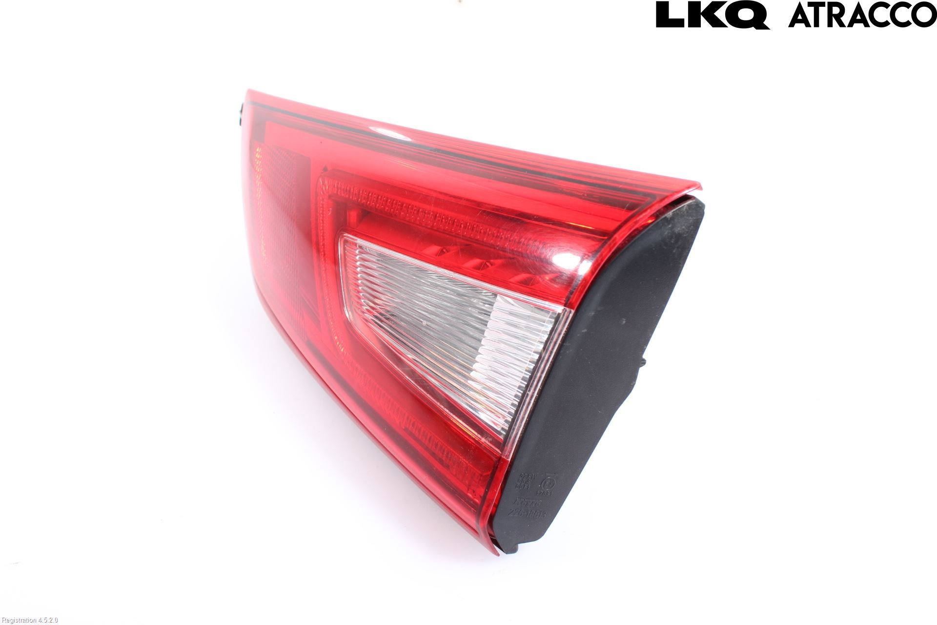 Nissan QASHQAI 14-17 Bakljus Lucka Hö