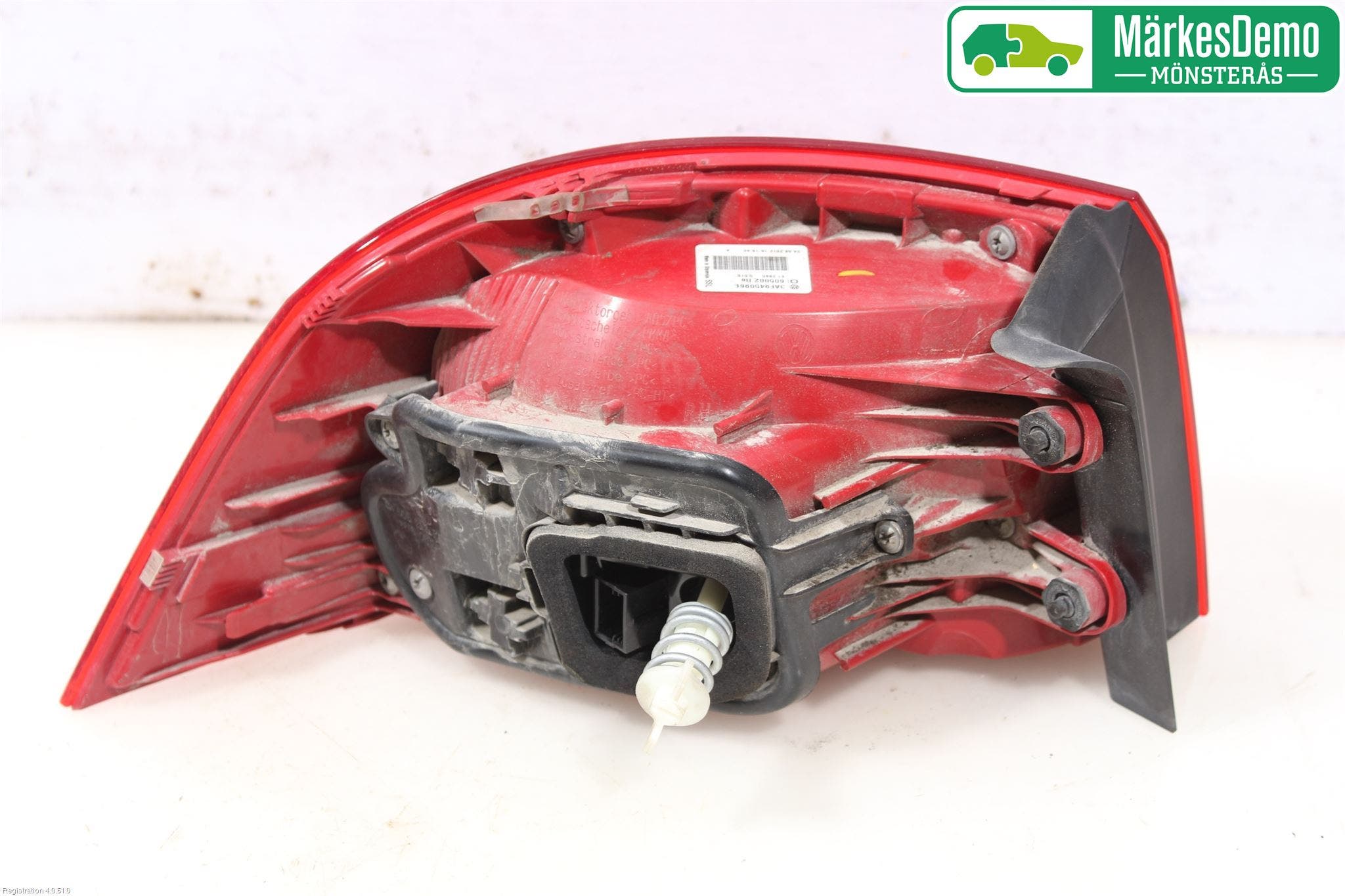 Volkswagen VW PASSAT 11-14 Bakljus Höger