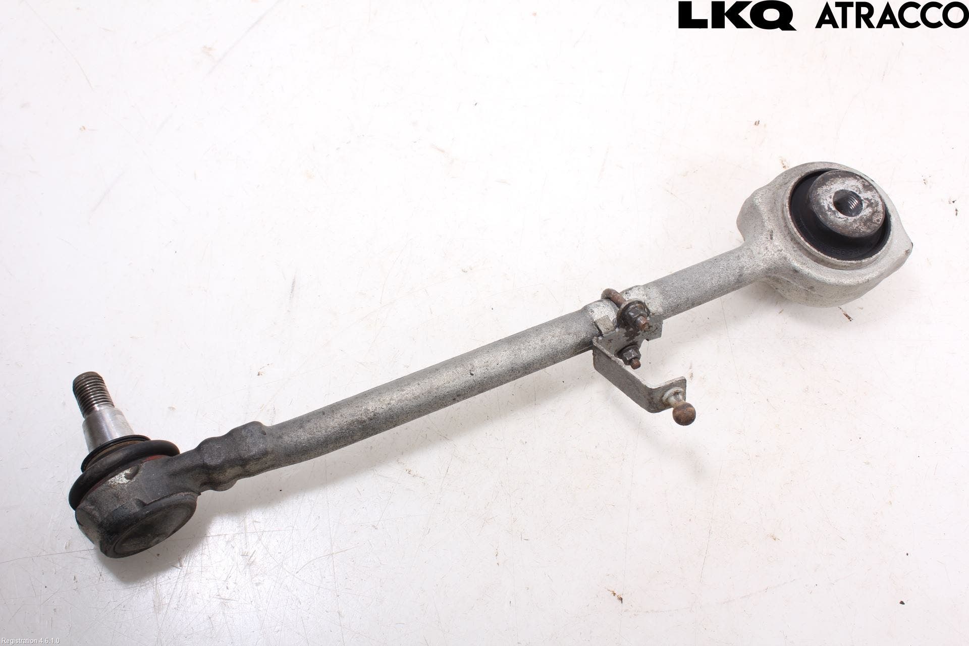 Mercedes-Benz MB CLS (C218/X218) 11-17 Bärarm Fram Undre Vä