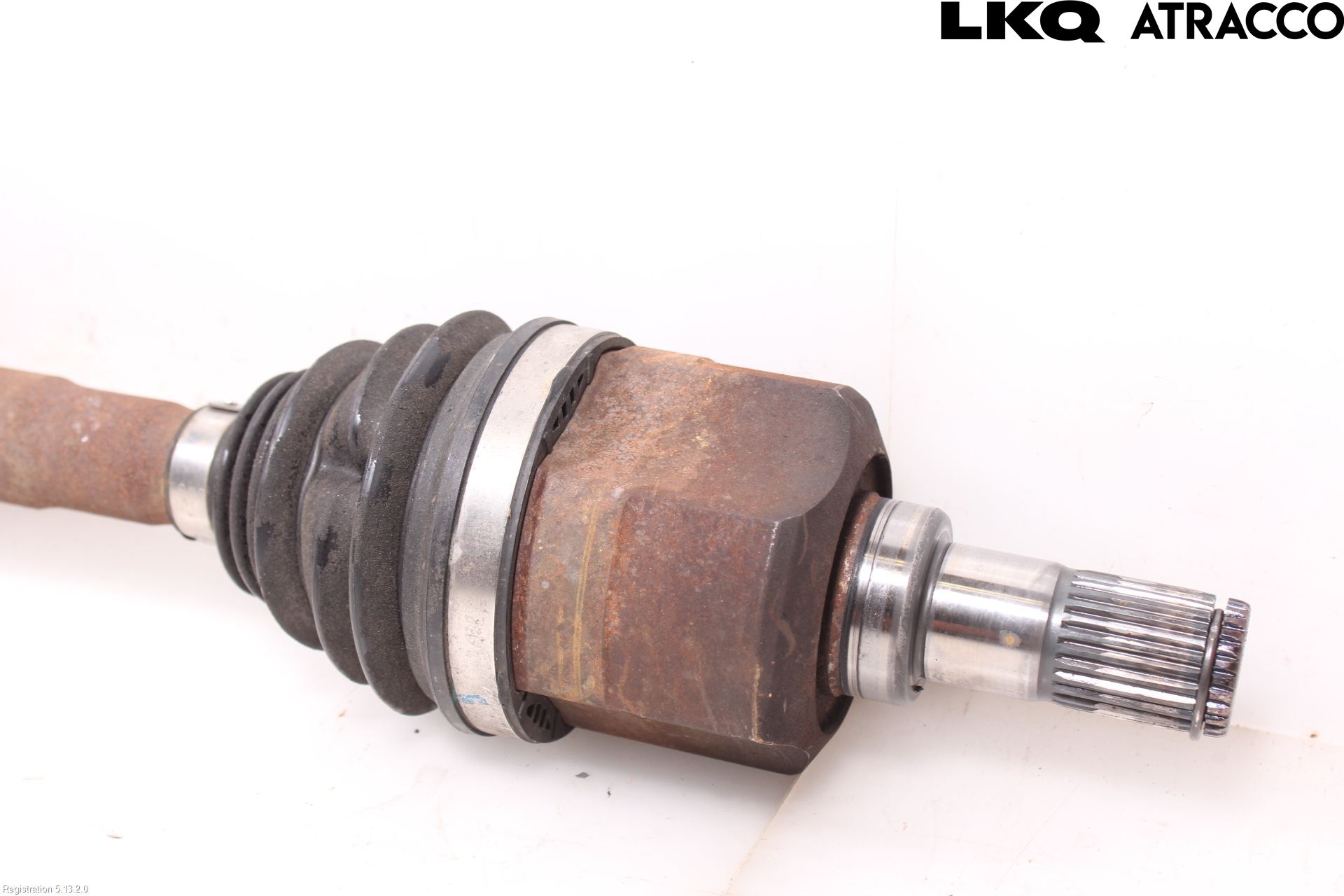 Kia CARENS III 13-19 Drivaxel Fram Höger
