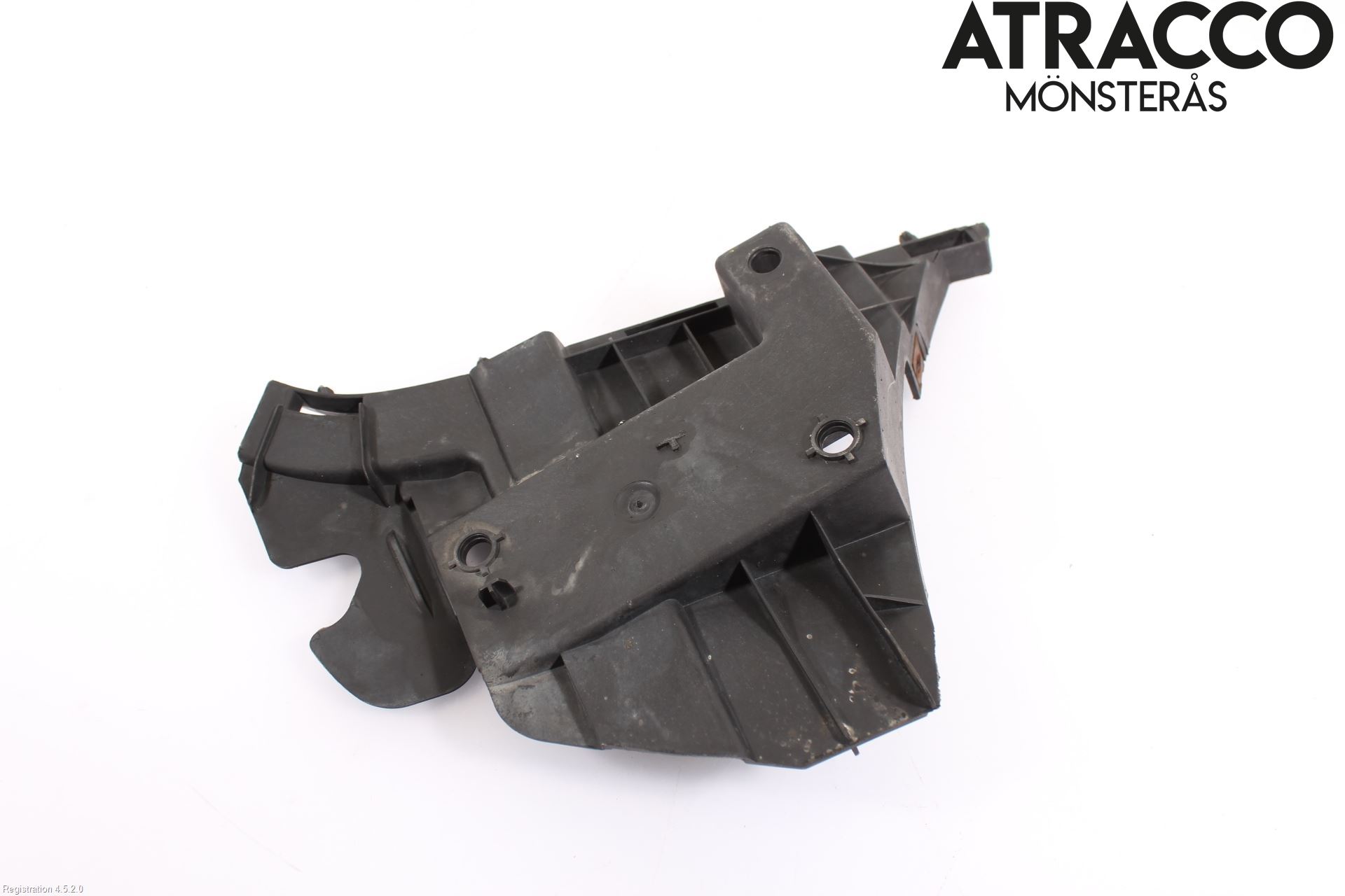 Volvo V70 08-13 Stötfångarfäste Fram Hö