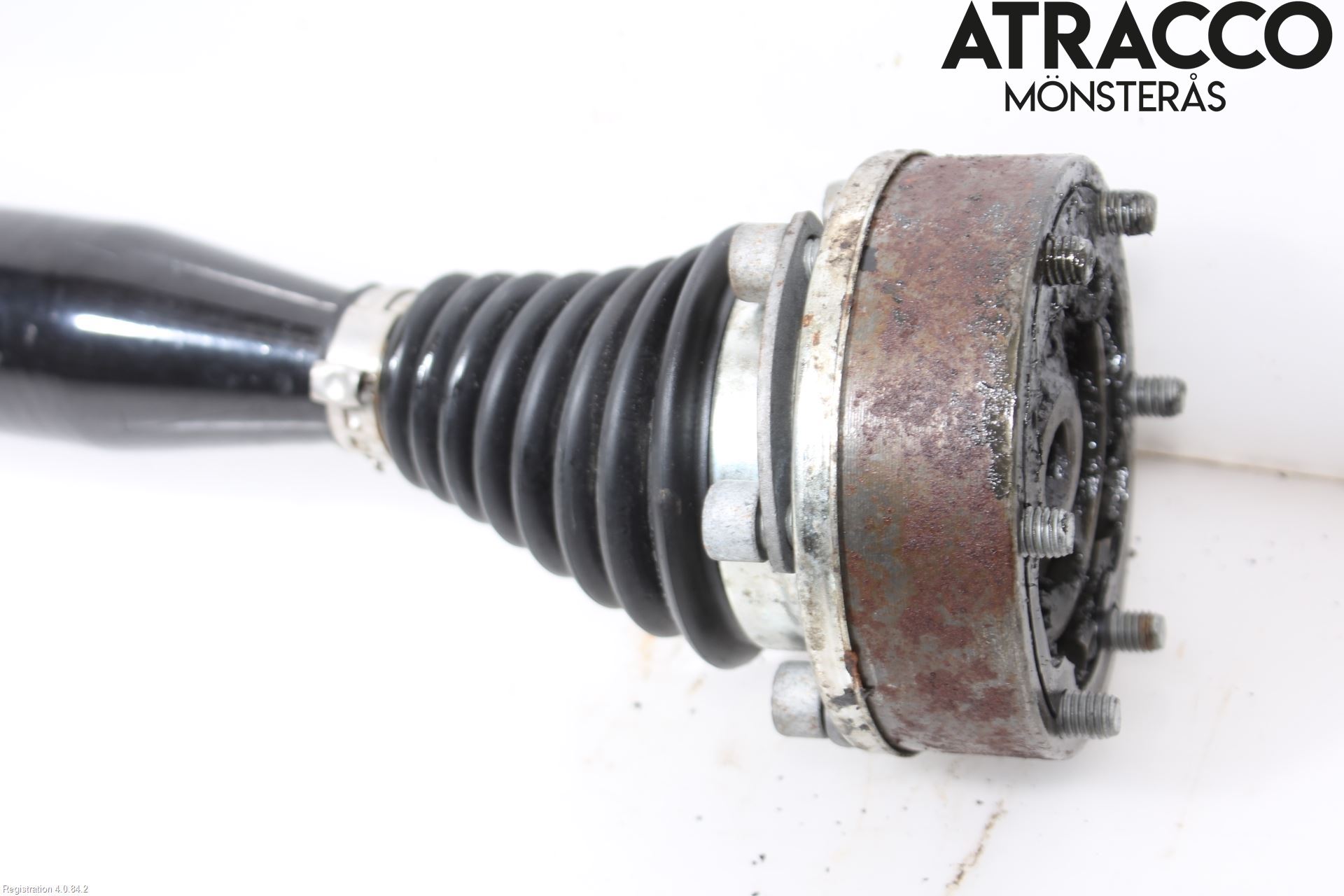 Volkswagen VW POLO 10-17 Drivaxel Fram Höger