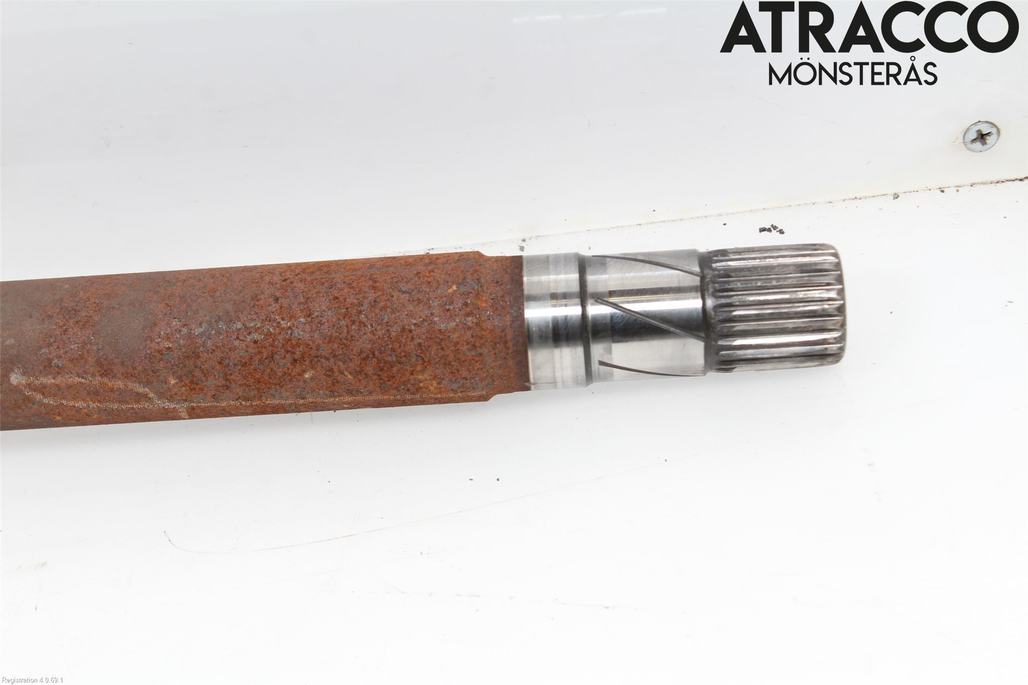 Fiat TIPO/CROSS 16- Drivaxel Fram Höger