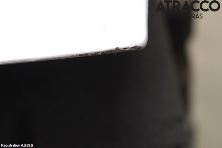 BMW 5 E60/61 Sed/Tou 02-10 Dörr Fram Höger