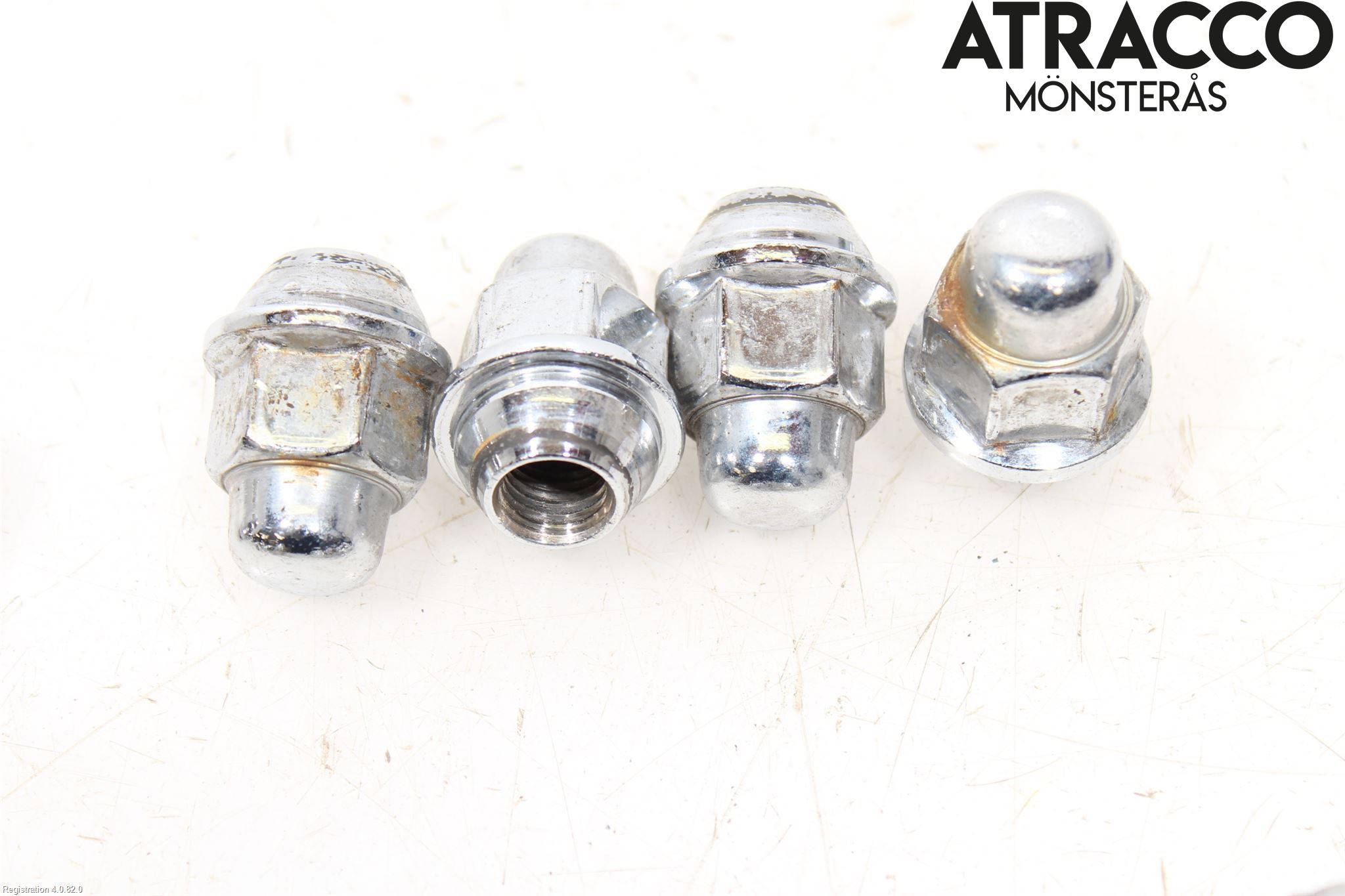 Hyundai i20 GB 15-20 Hjulmutter-Bult-Sats