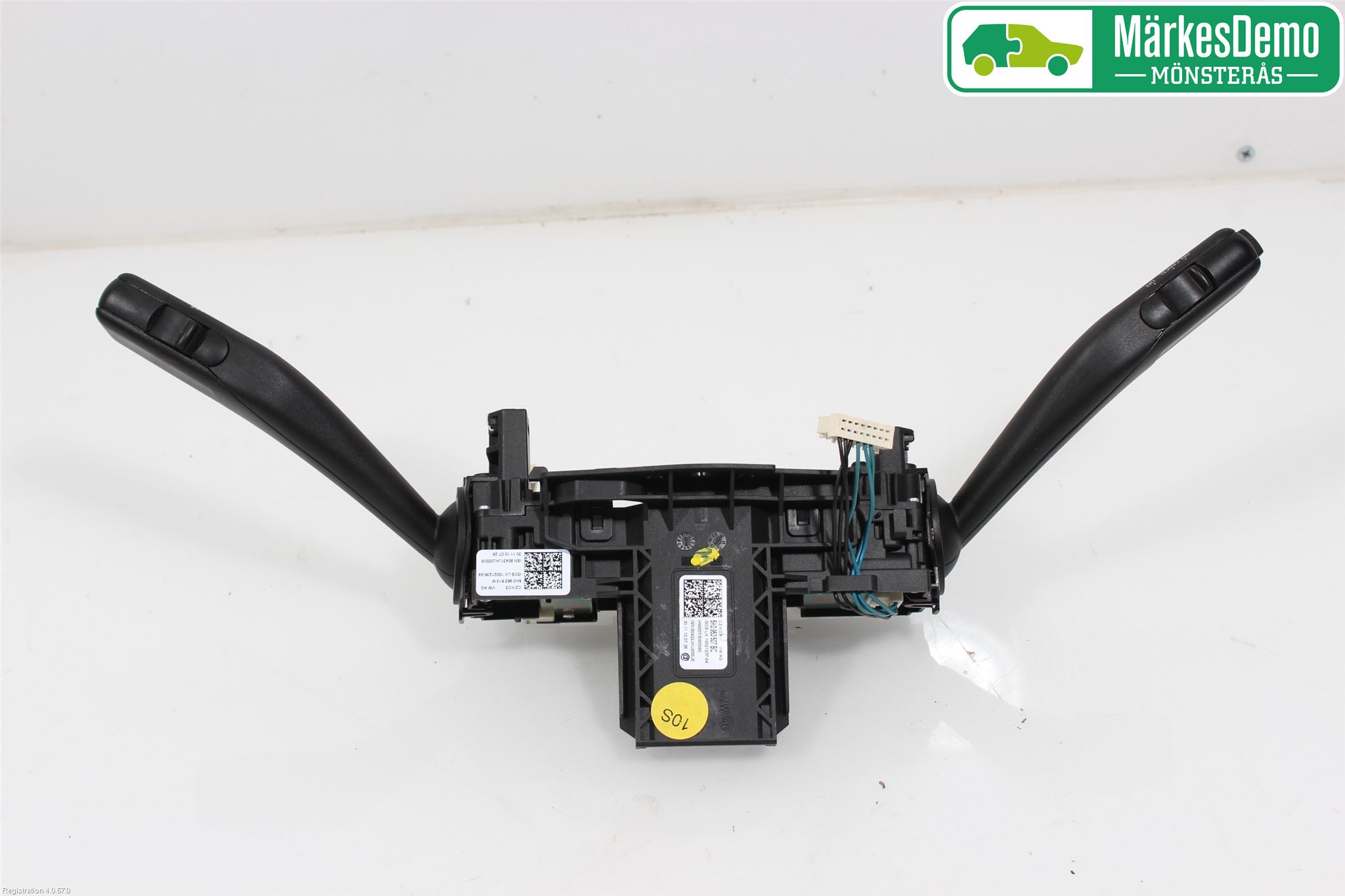 Volkswagen VW GOLF VI 09-13 Spakcentral