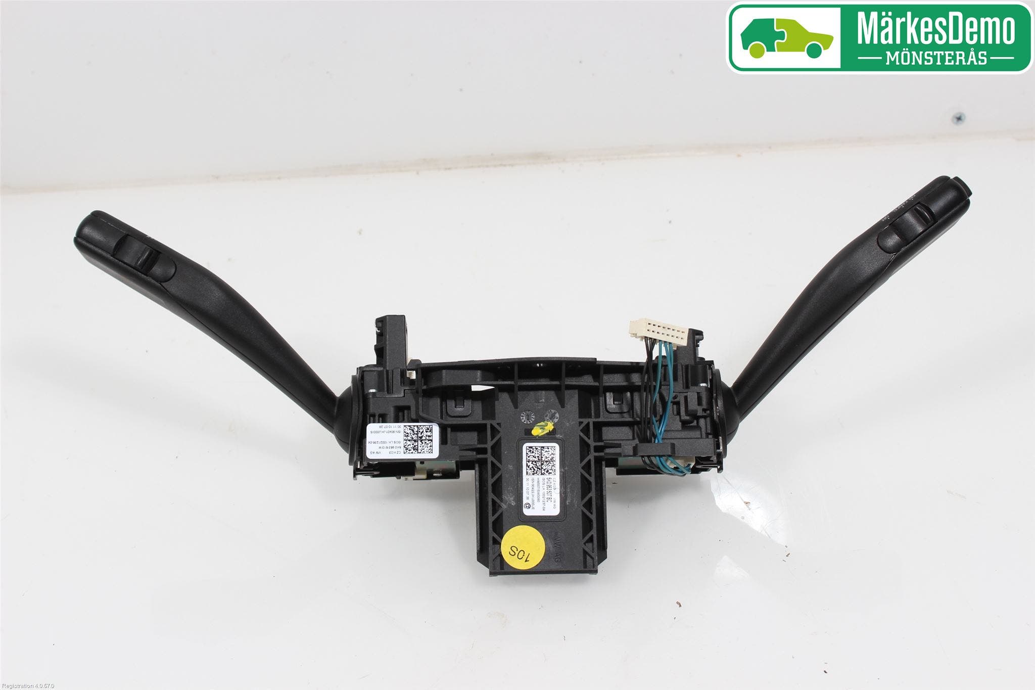 Volkswagen VW GOLF VI 09-13 Spakcentral