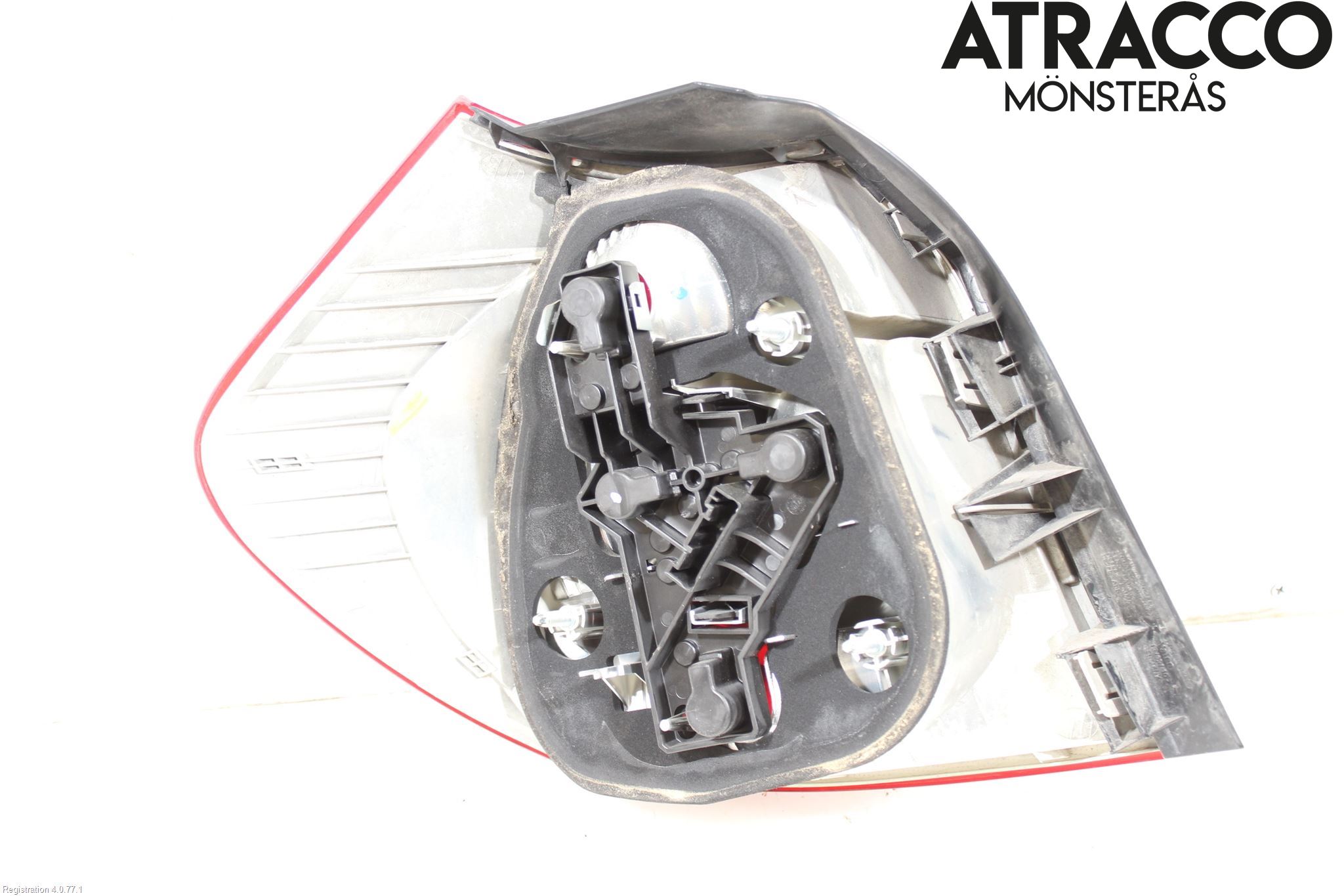 BMW 1 E87/81 5D/3D 03-11 Bakljus Höger