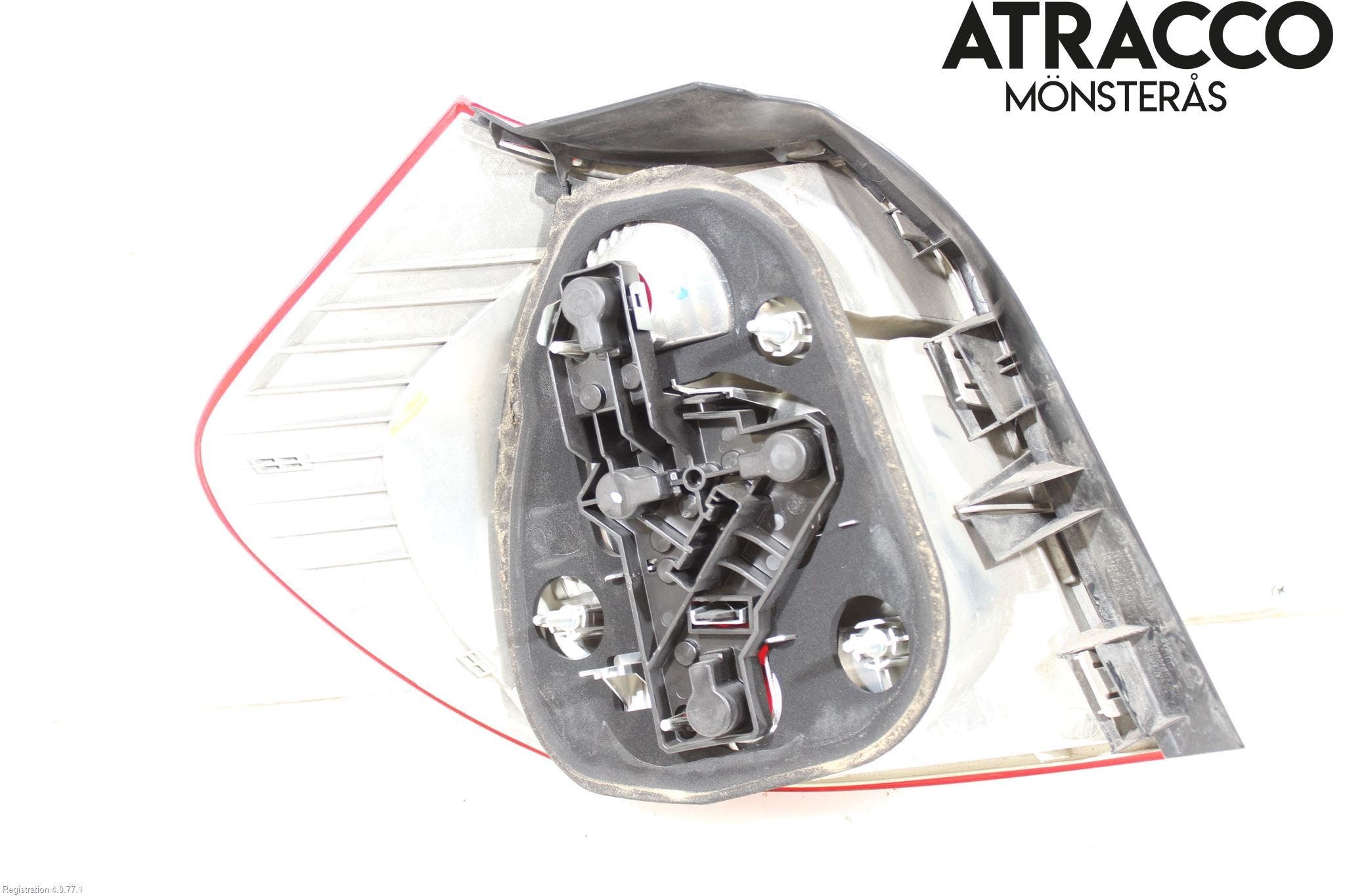 BMW 1 E87/81 5D/3D 03-11 Bakljus Höger