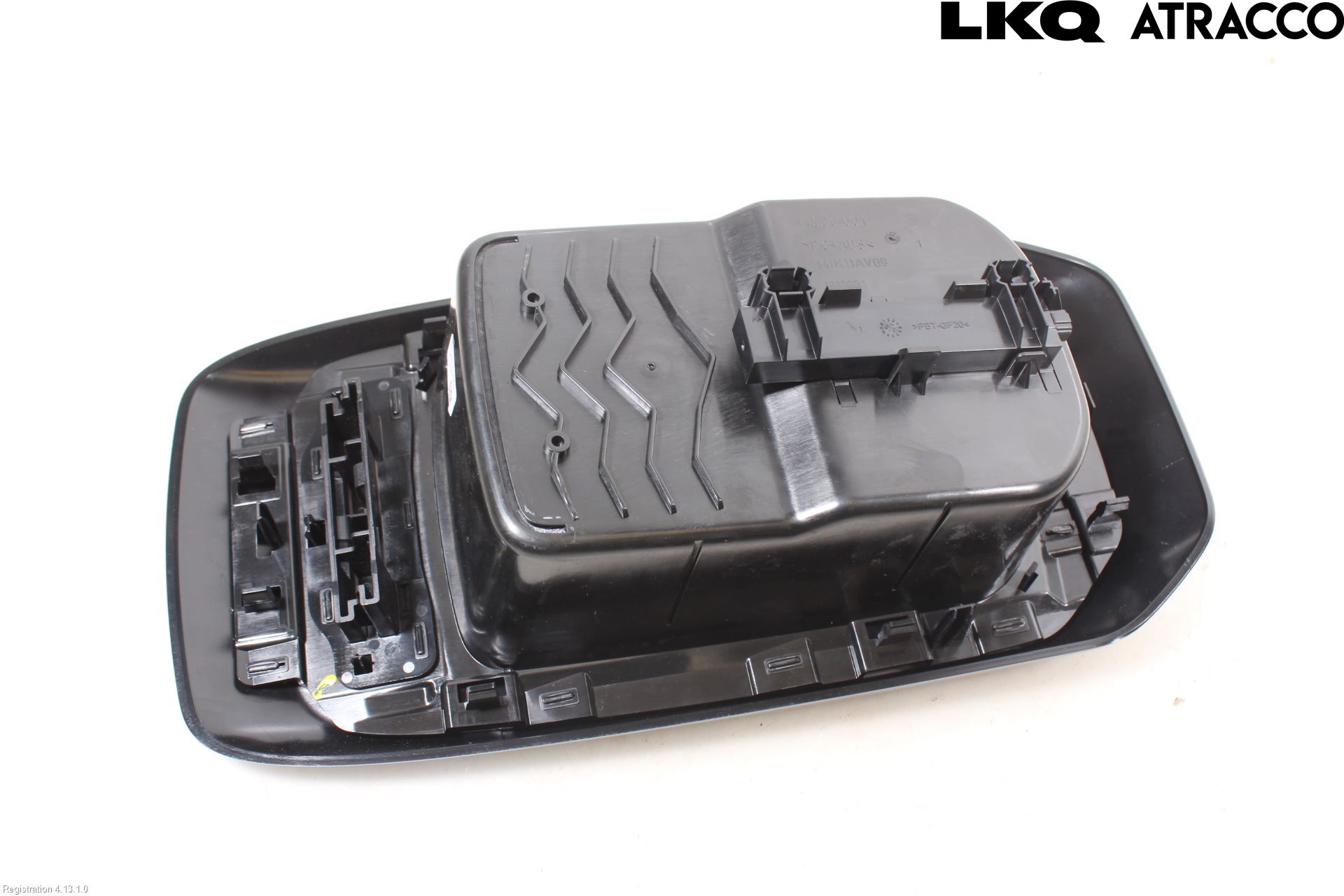 Volkswagen VW ID.4 21- Instrumentkonsoll Mitt