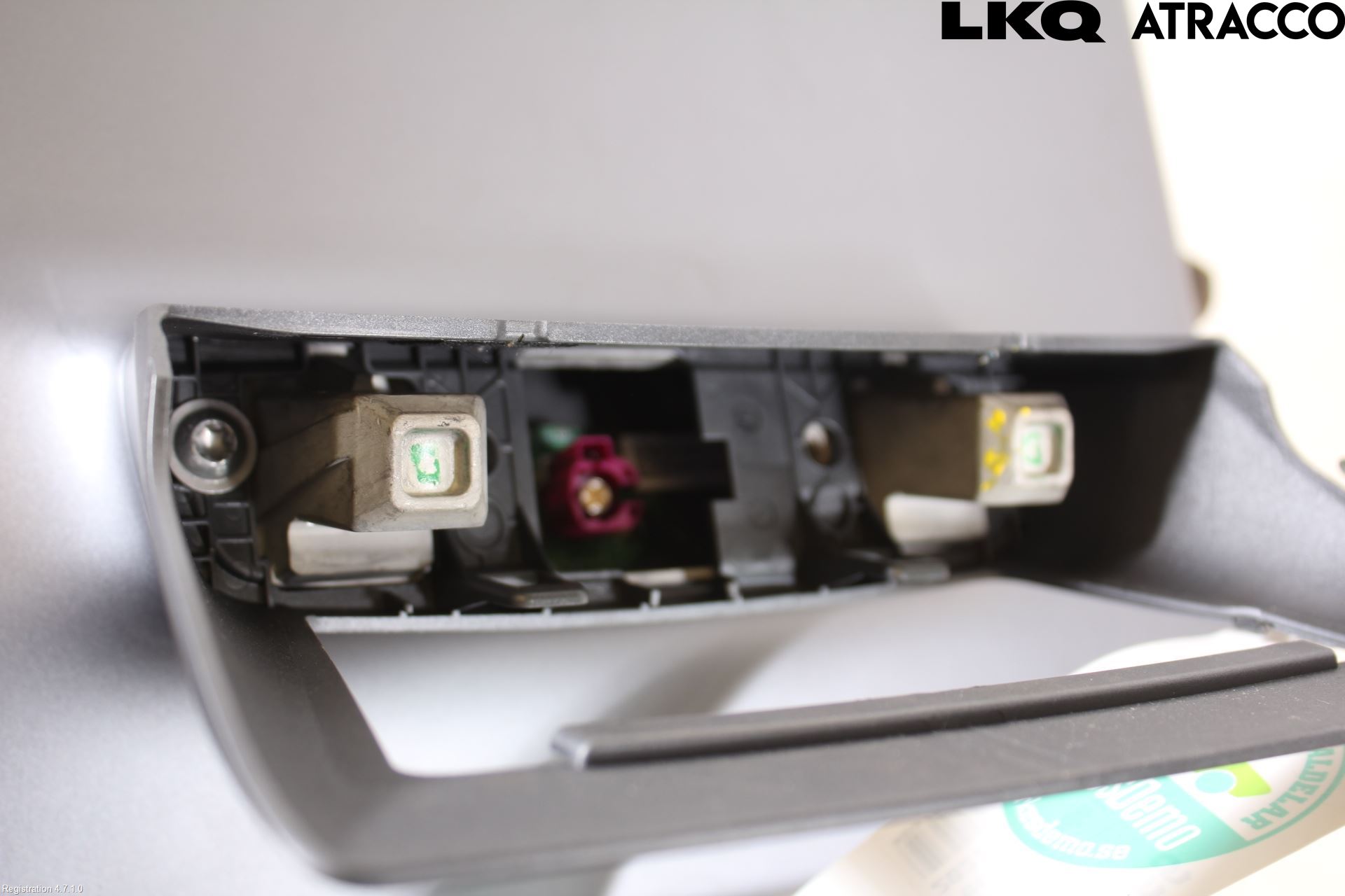 Tesla MODEL Y 21- Multifunktionsdisplay