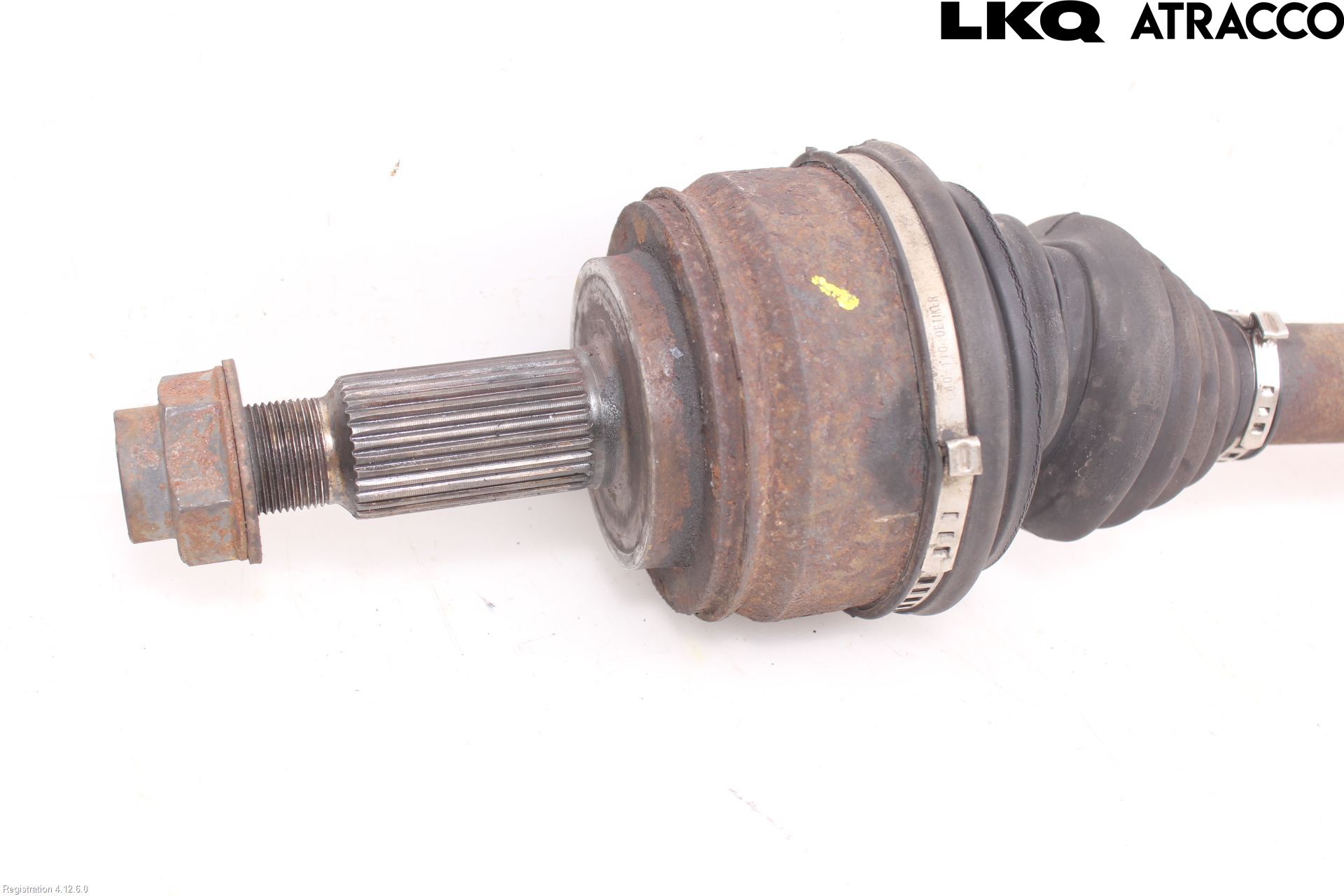 Nissan NV400 12-24 Drivaxel Fram Vänster