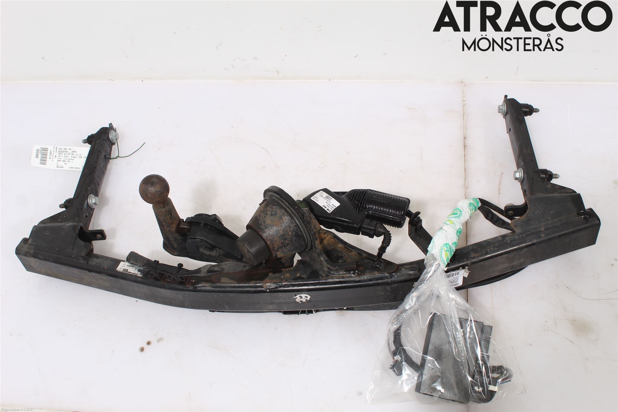 Audi A4/S4 B9 16-19 Dragkrok