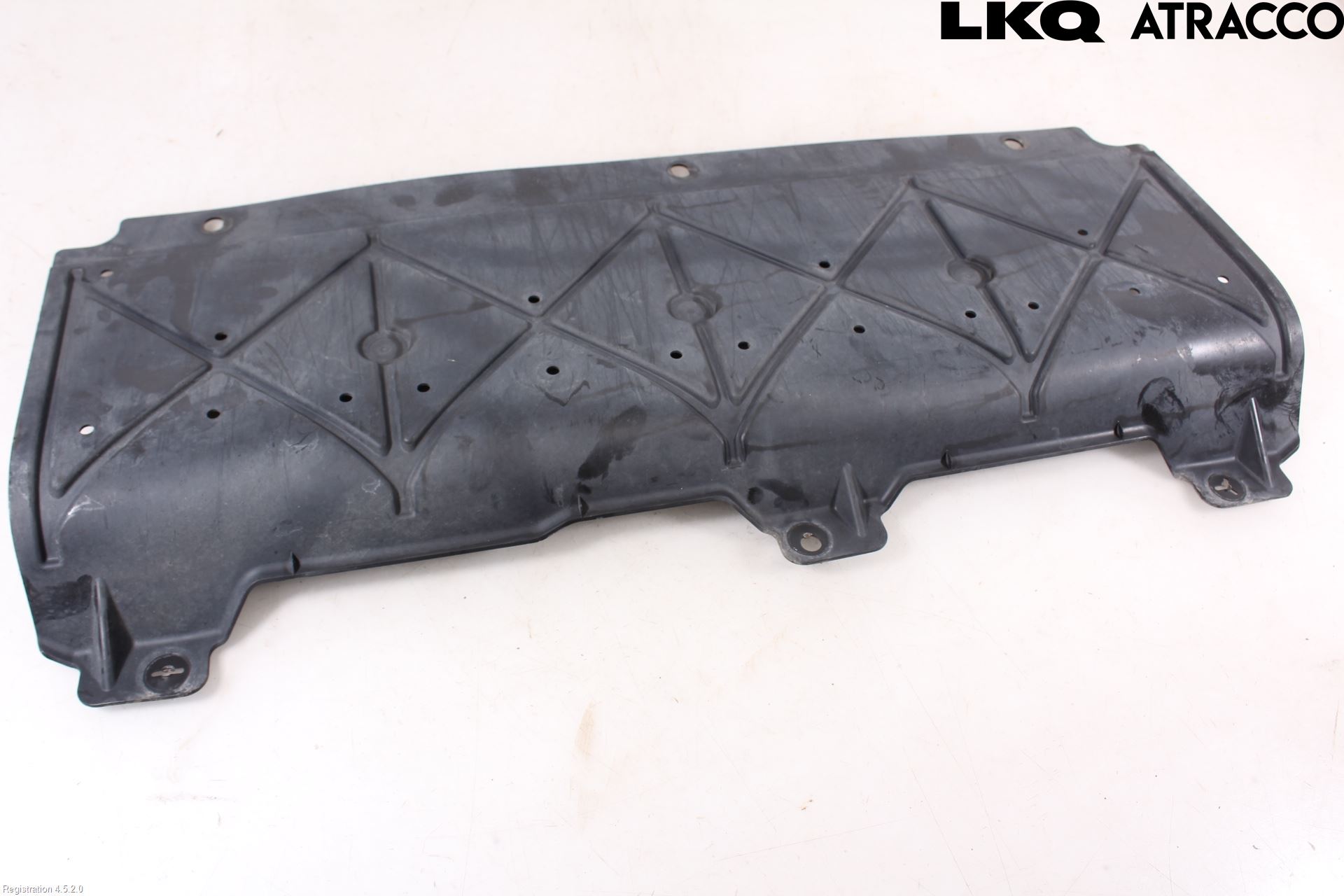 Ford FOCUS 19- Hasplåt Plåt-Plast