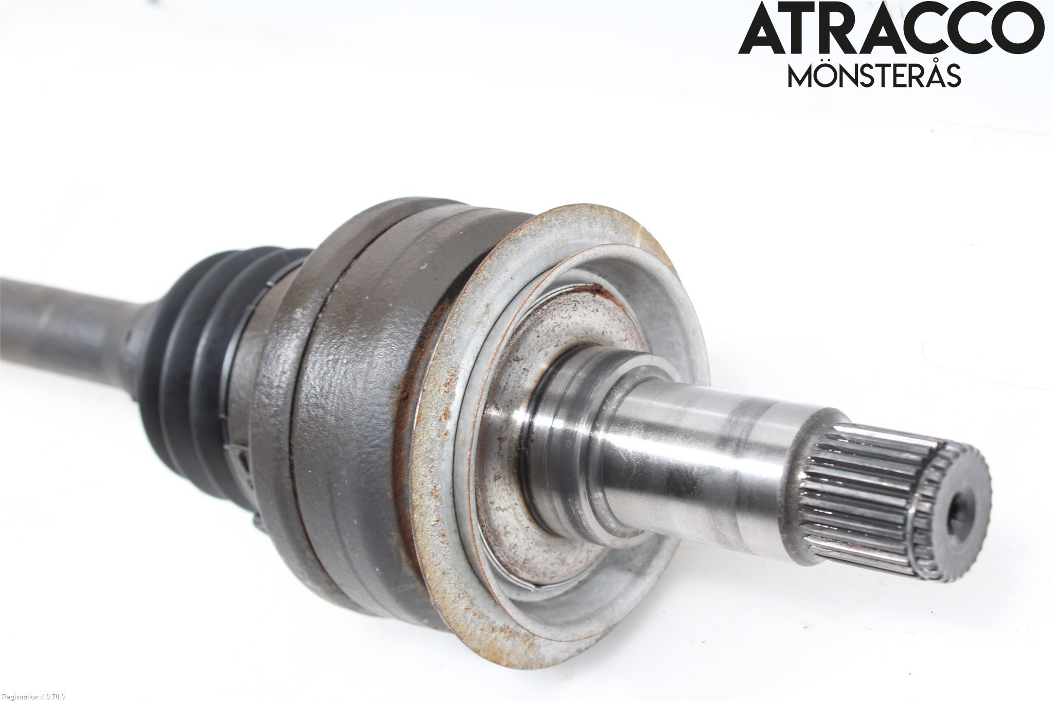 Mercedes-Benz MB C-KLASS (W204) 07-15 Drivaxel Bak Höger