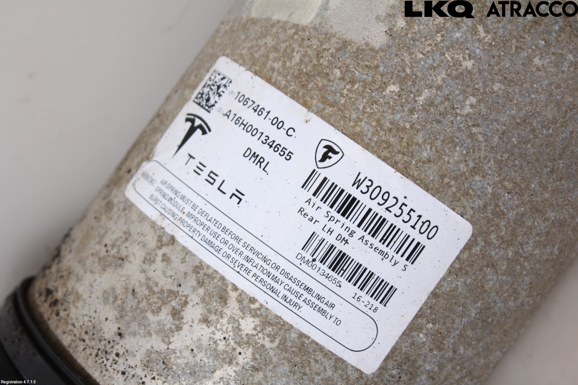 Tesla MODEL S 13- Fjäderben Fram Vänster