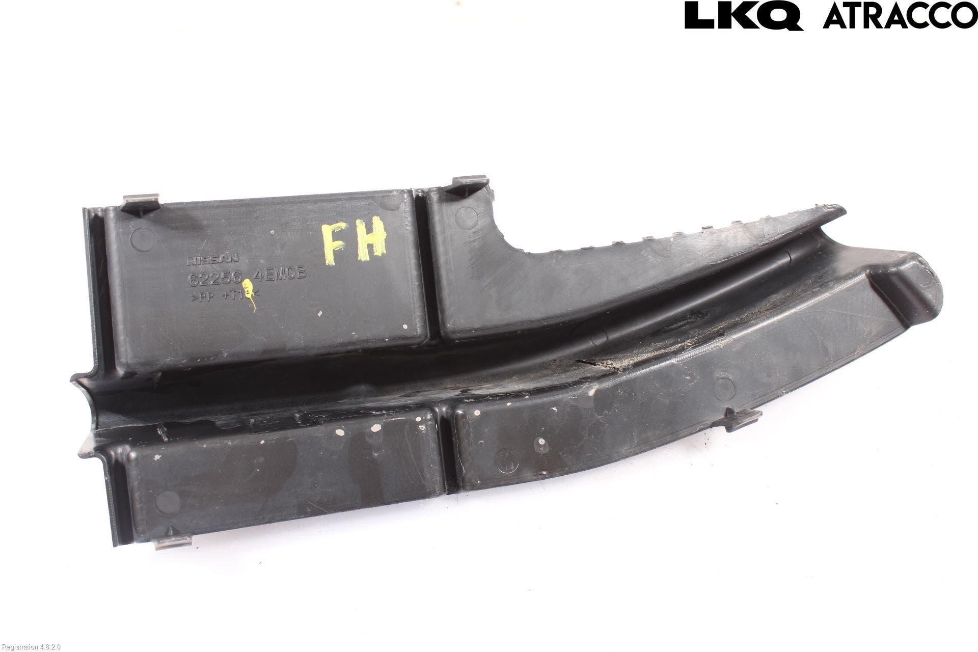 Nissan QASHQAI 14-17 Grilldel Höger