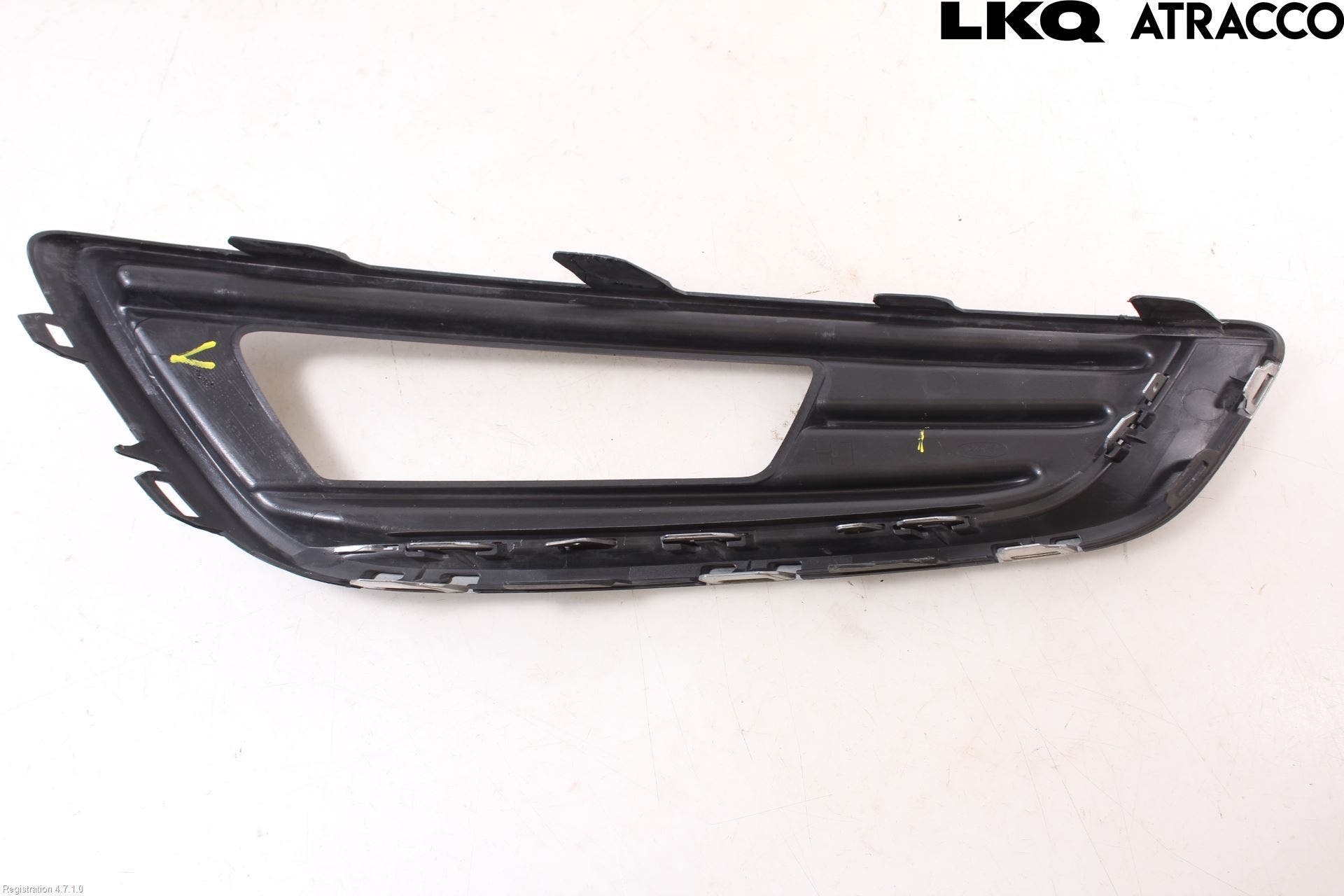 Ford FOCUS 15-18 Dimljussarg Fram