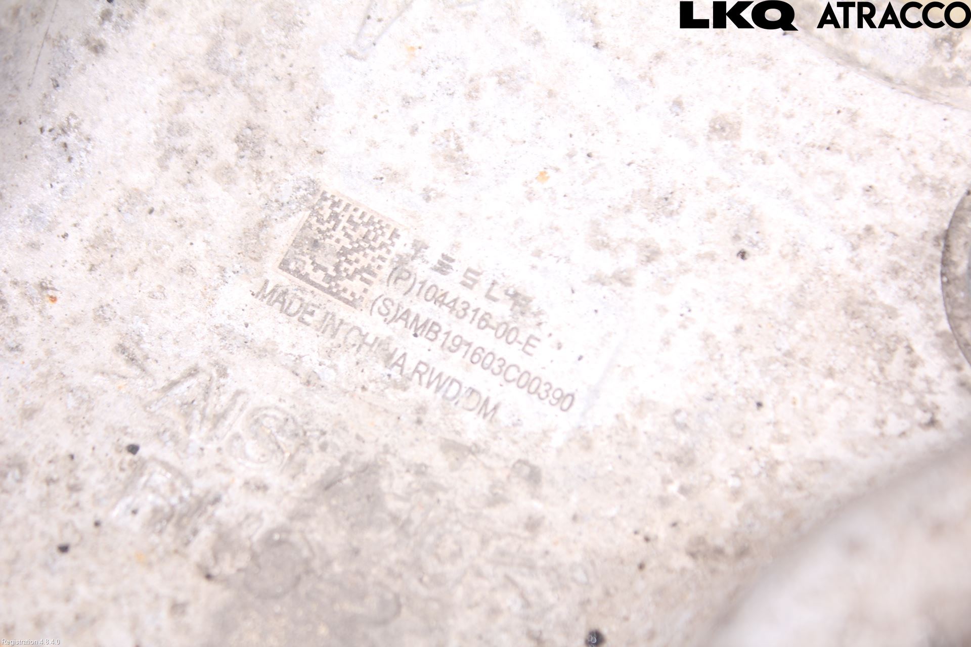 Tesla MODEL 3 17- Styrspindel Lagerhus Hö