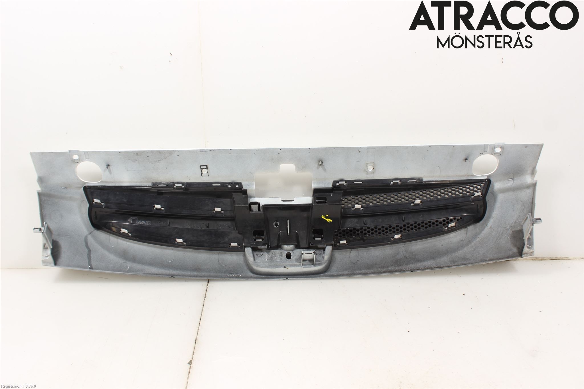 Peugeot PARTNER   03-08 Grill Komp