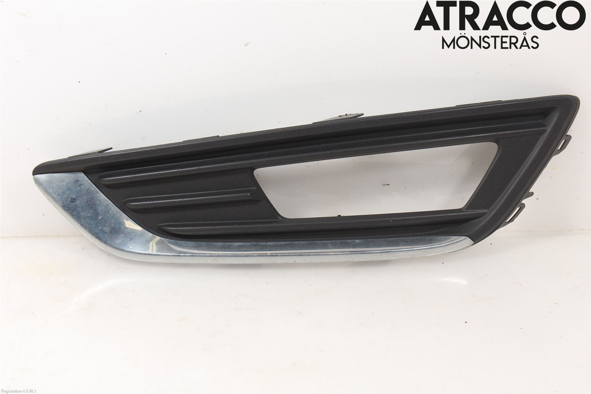 Ford FOCUS 15-18 Dimljussarg Fram