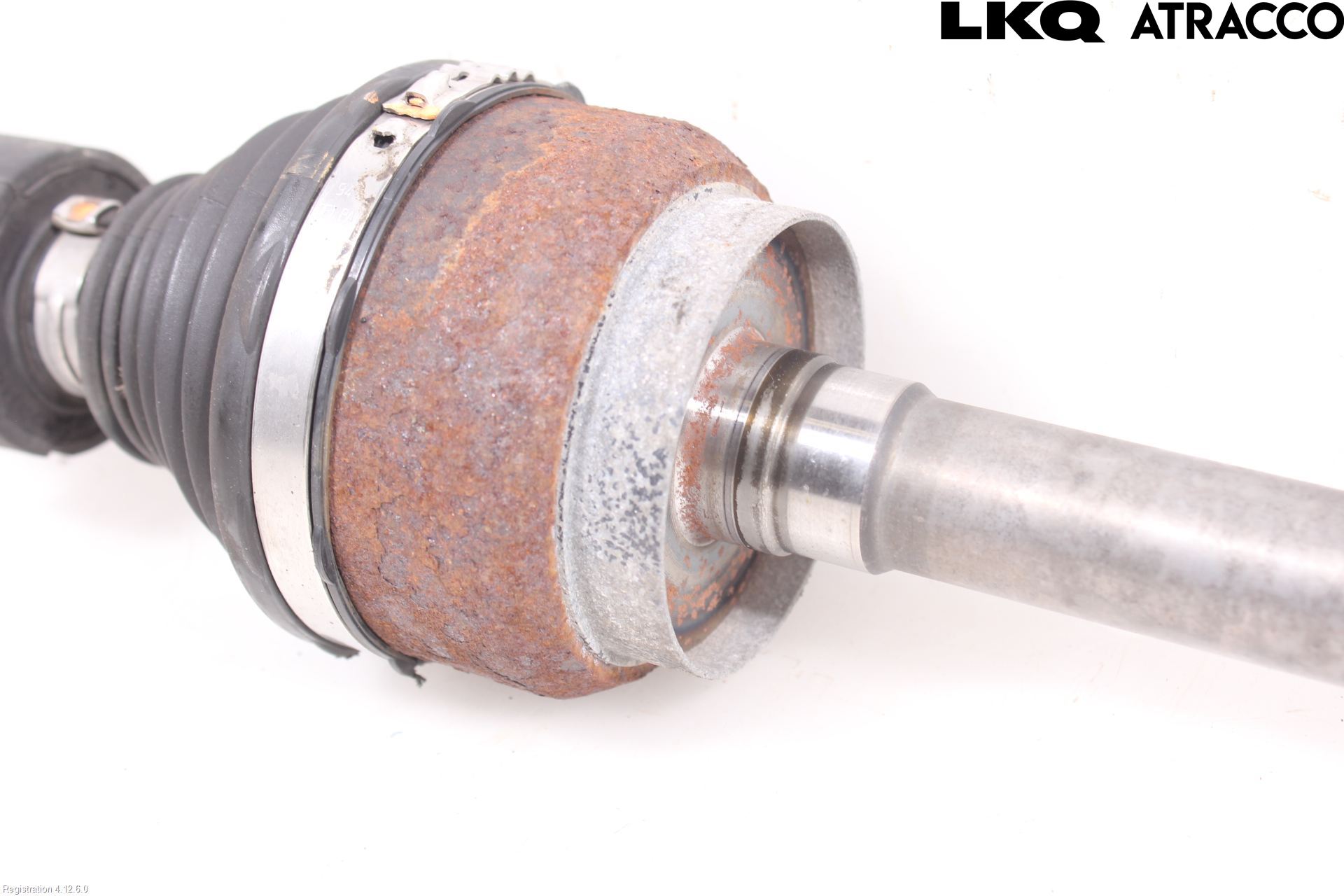 Volvo V60 19- Drivaxel Bak Höger