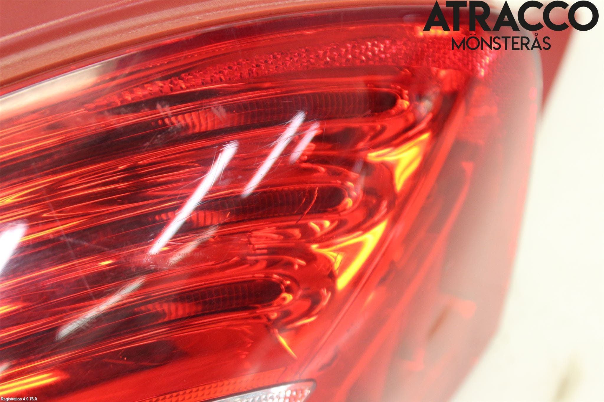 Peugeot 208 12-15 Bakljus Vänster