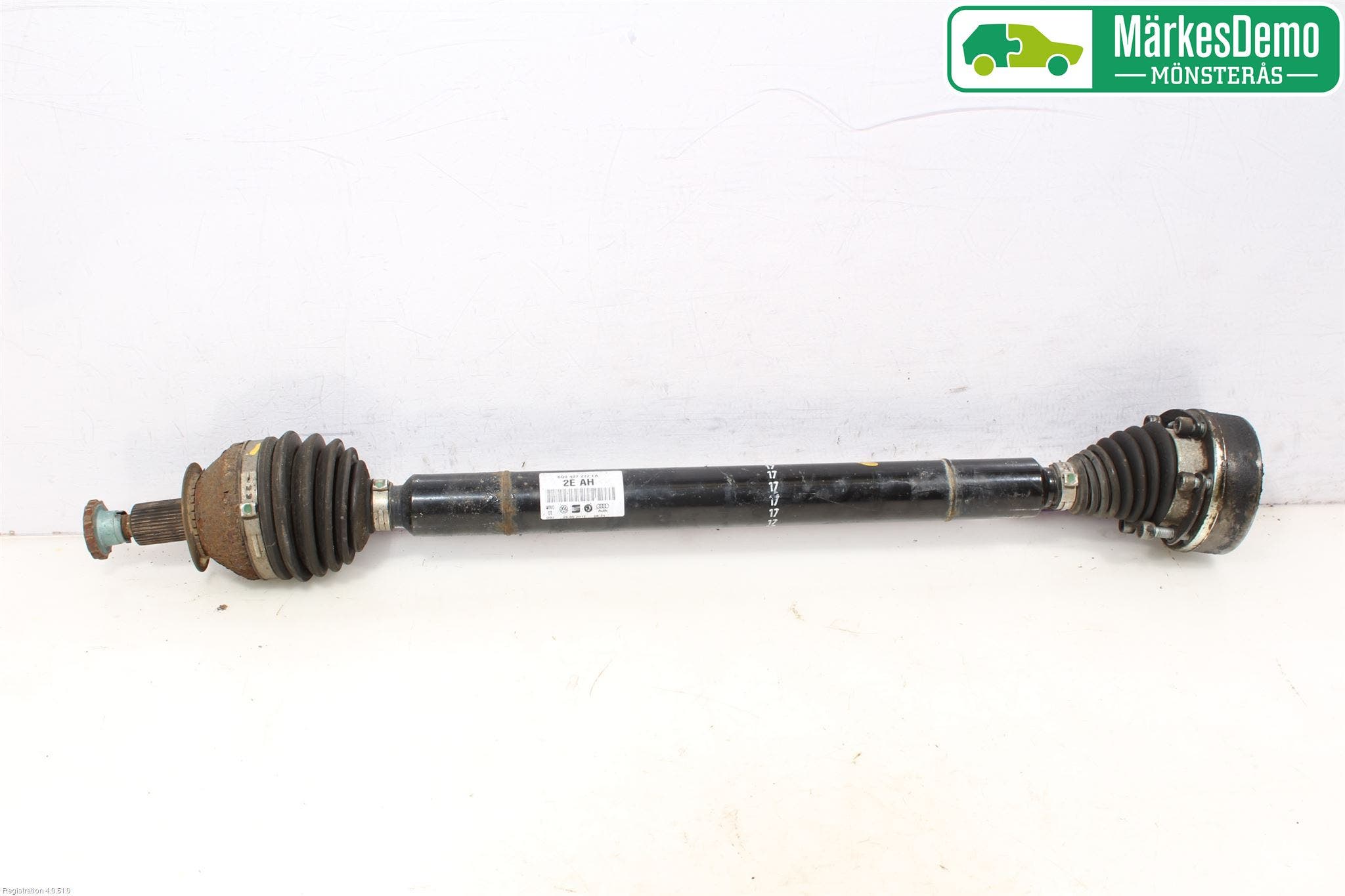 Skoda ROOMSTER Drivaxel Fram Höger