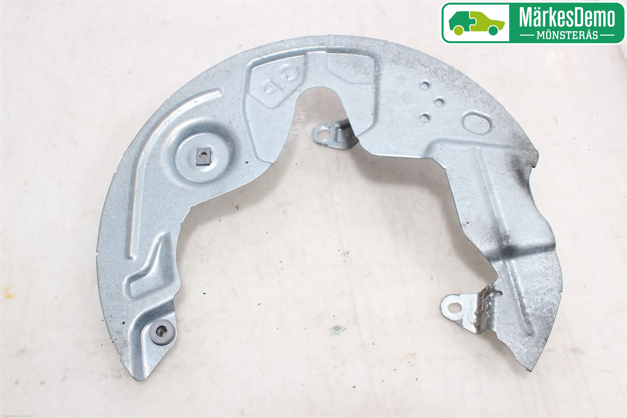 Peugeot 308 14-21 Bromssköld Fram