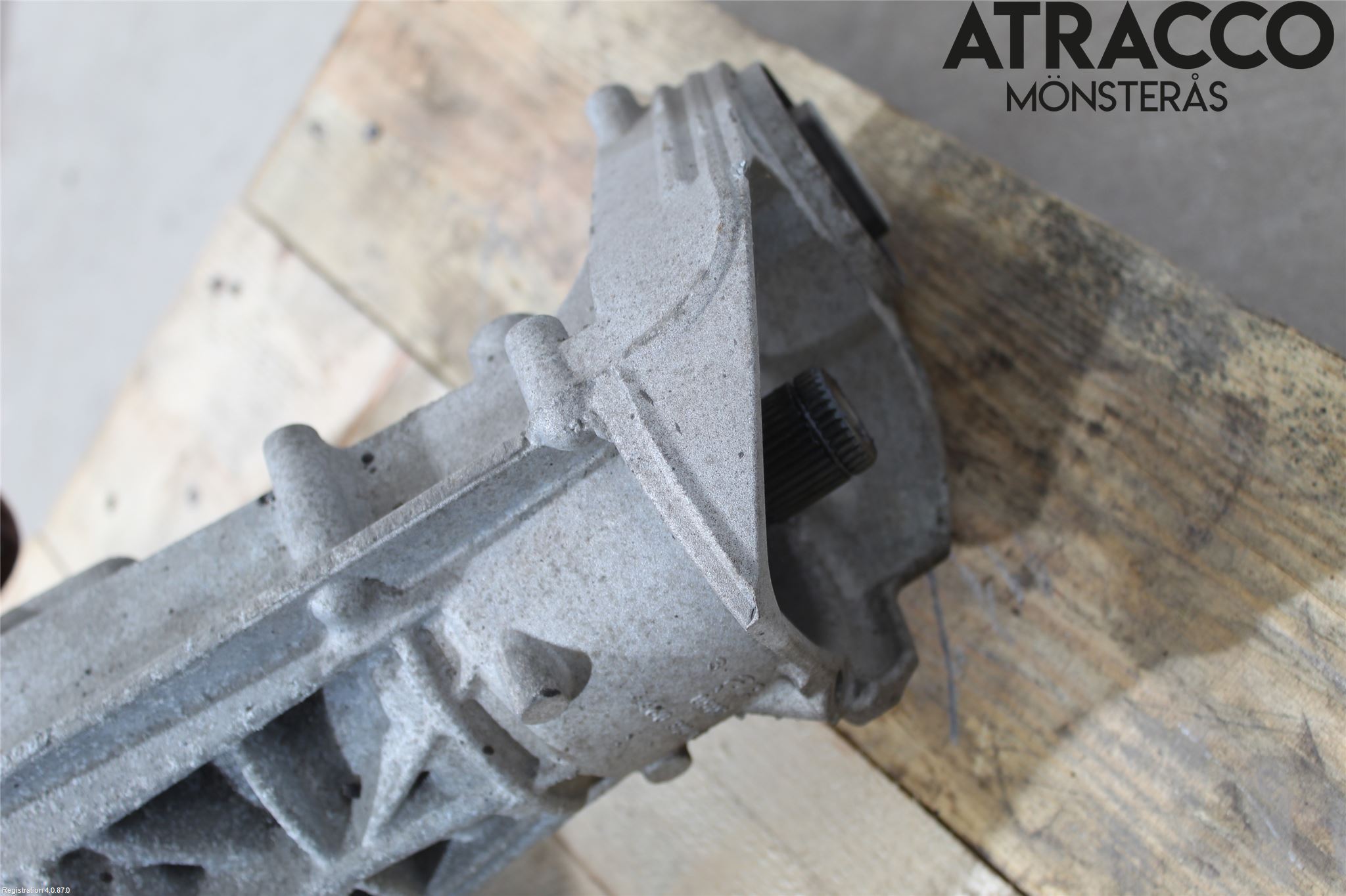 Volkswagen VW AMAROK 2H 10-22 Framvagn Diffrential