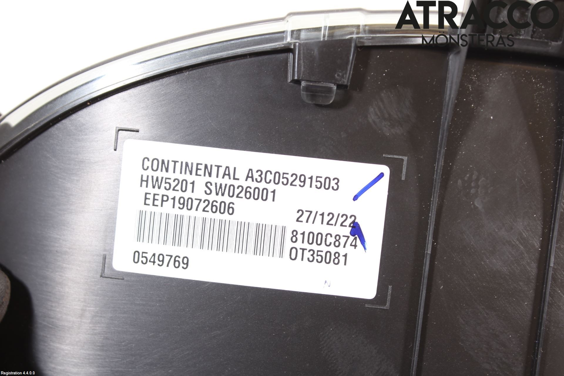 Mitsubishi ECLIPS CROSS Instrument Komb