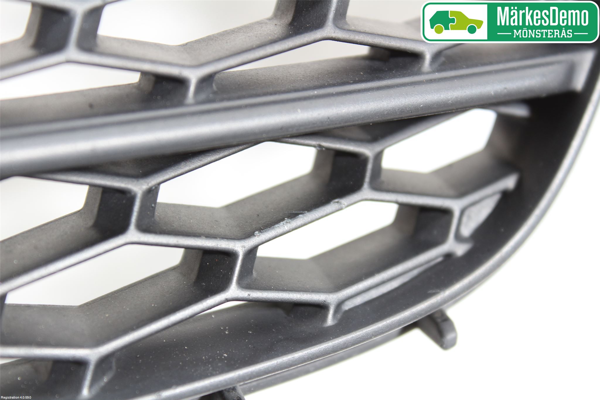 Toyota AURIS 07-09 Grill-Galler