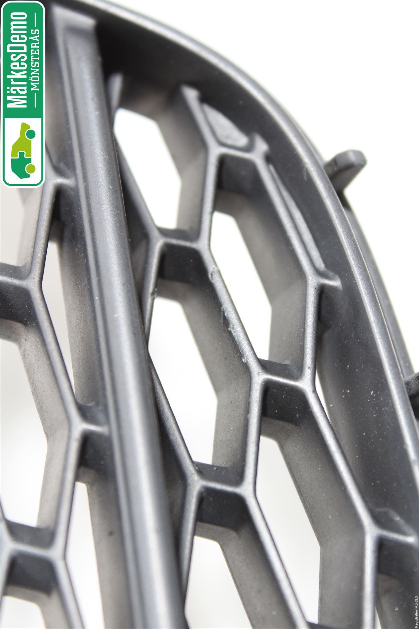 Toyota AURIS 07-09 Grill-Galler