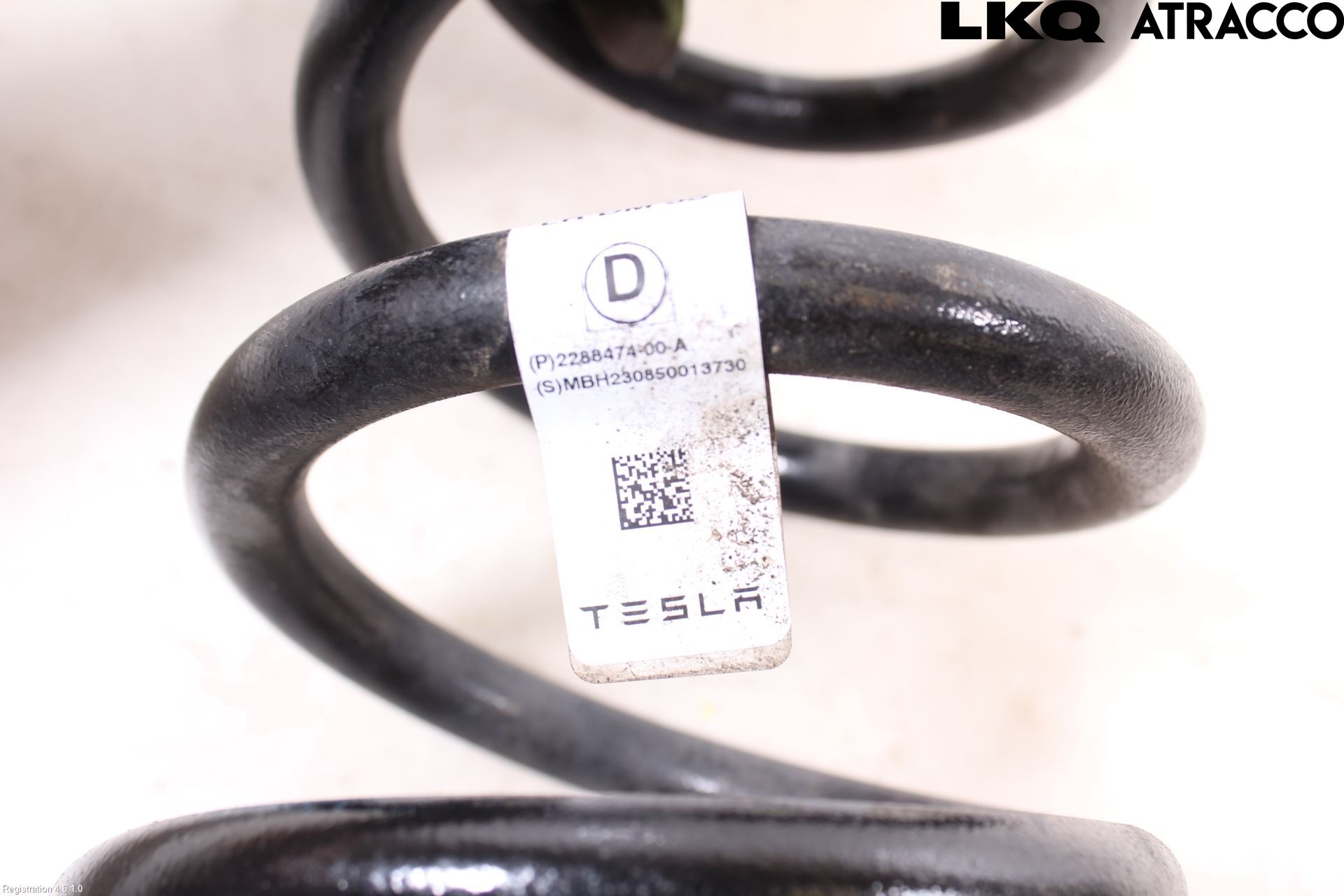 Tesla MODEL Y 21- Fjäder Bak