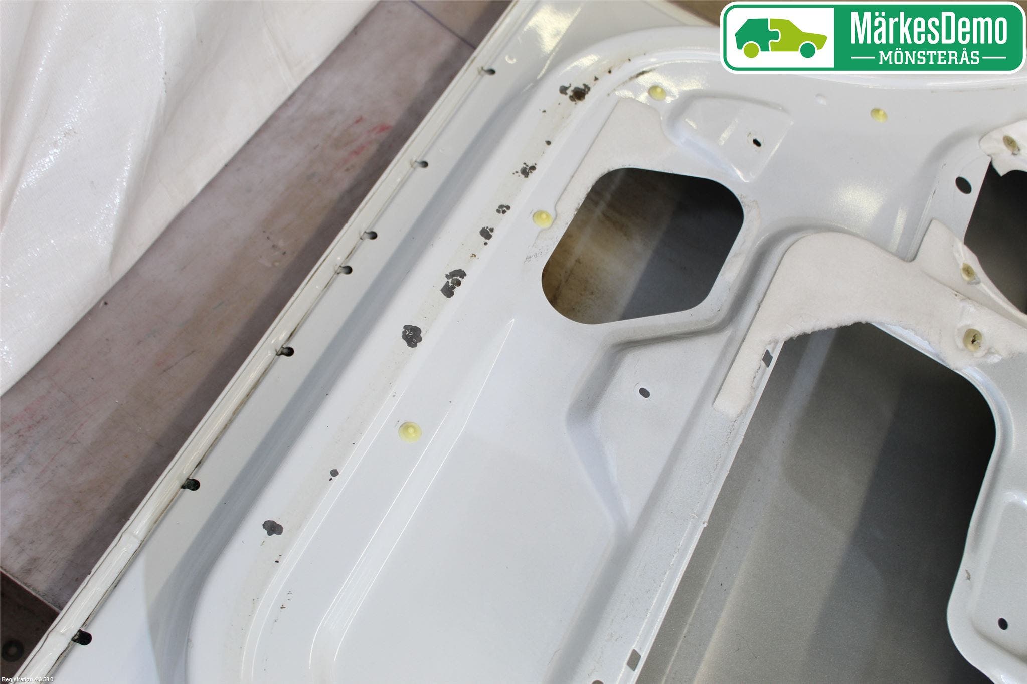 Renault TRAFIC 02-14 Dörr Fram Höger