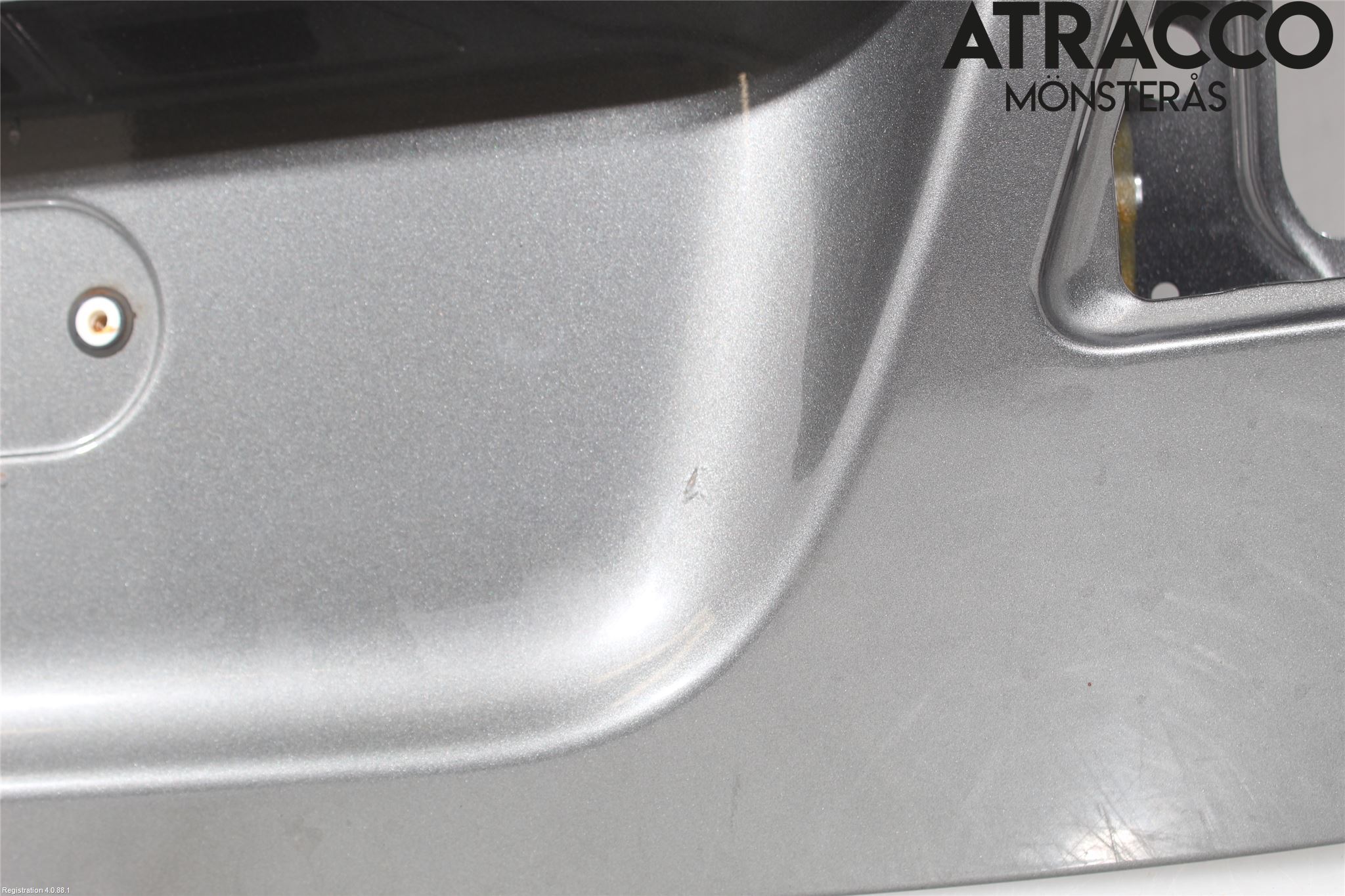 BMW 5 F10/F11/F18 09-17 Baklucka (Ej Med Ruta)