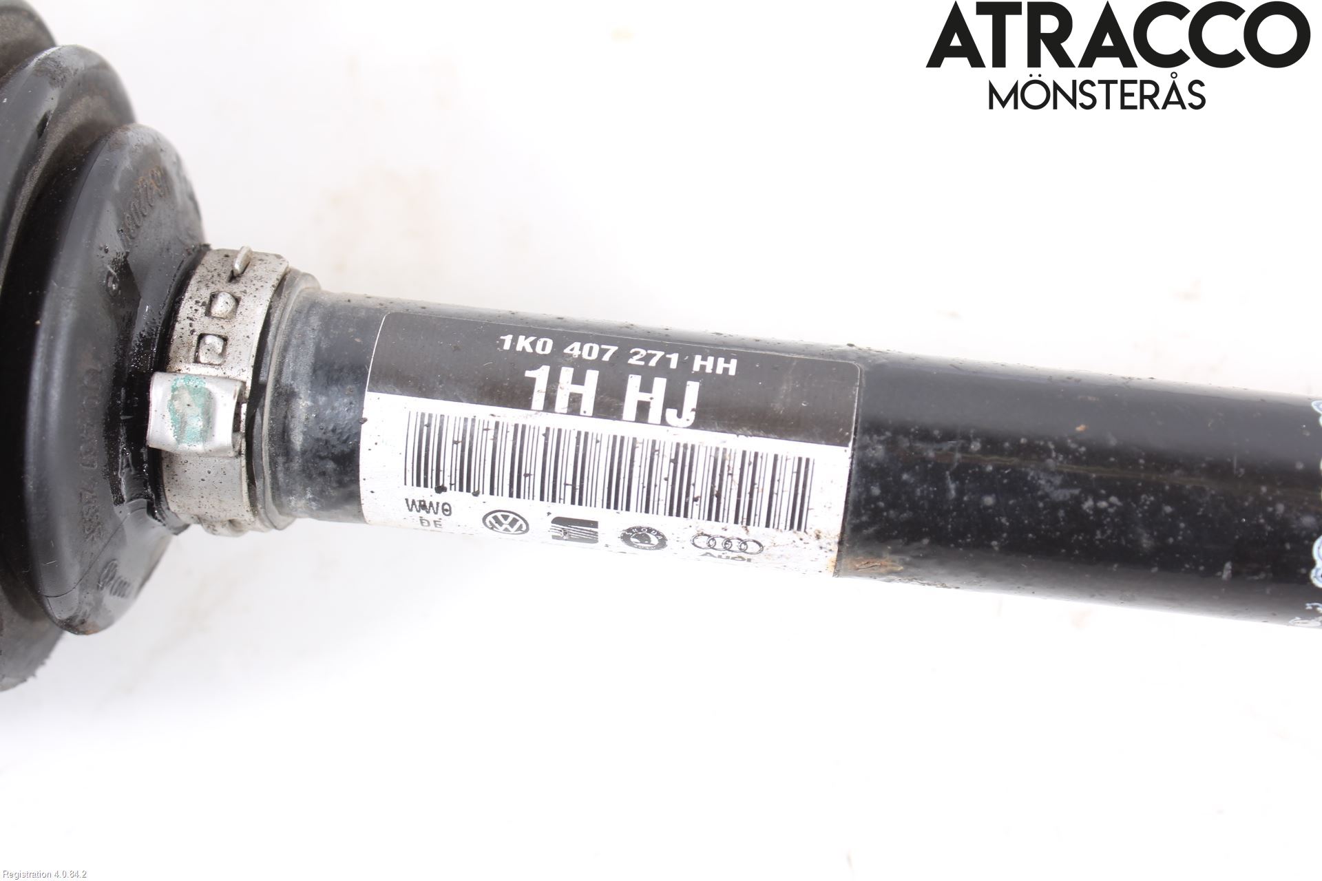 Volkswagen VW PASSAT 11-14 Drivaxel Fram Vänster